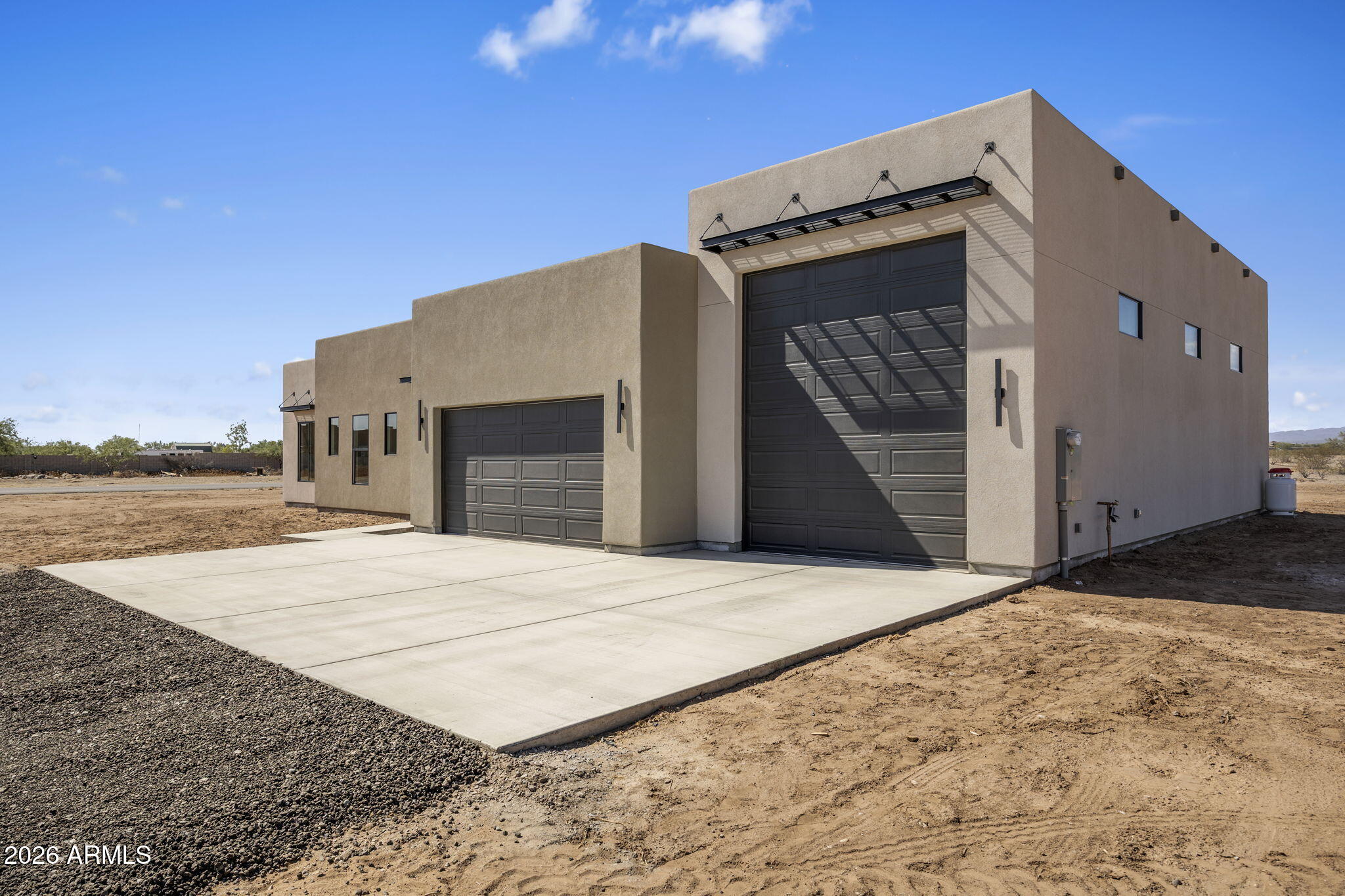 22272 W ROY ROGERS Road