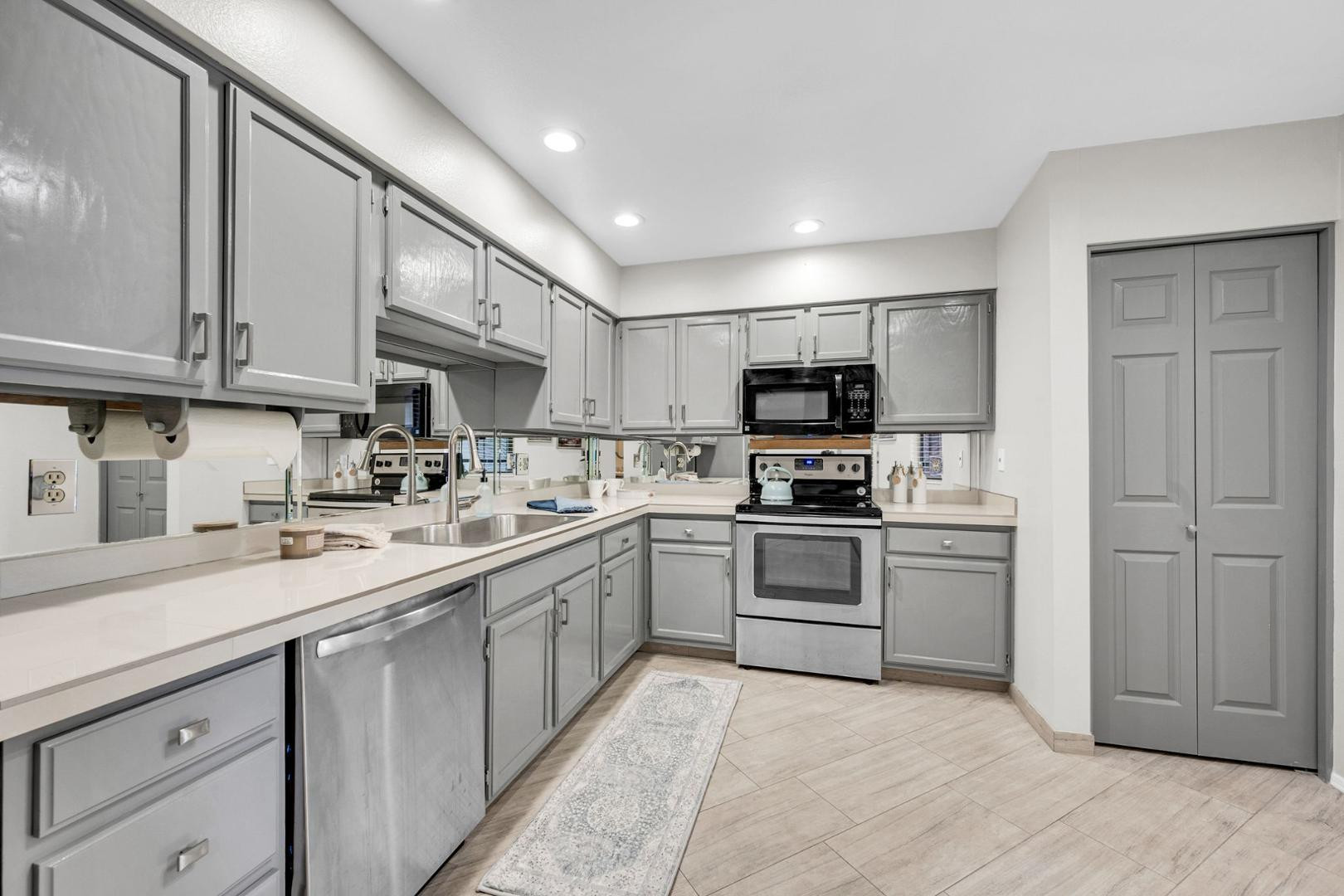 9115 E Purdue Avenue Unit 213