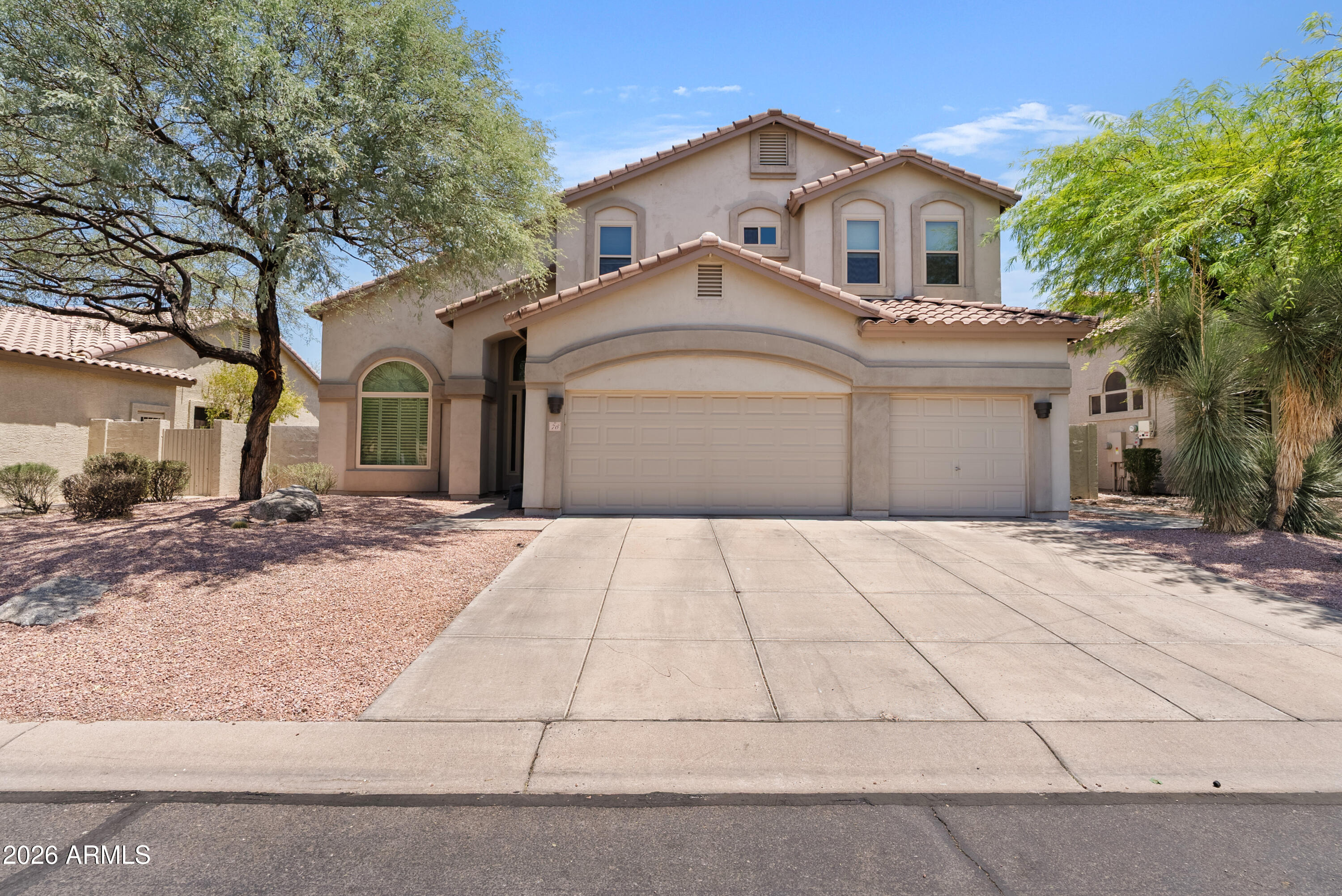 3060 N RIDGECREST -- 76
