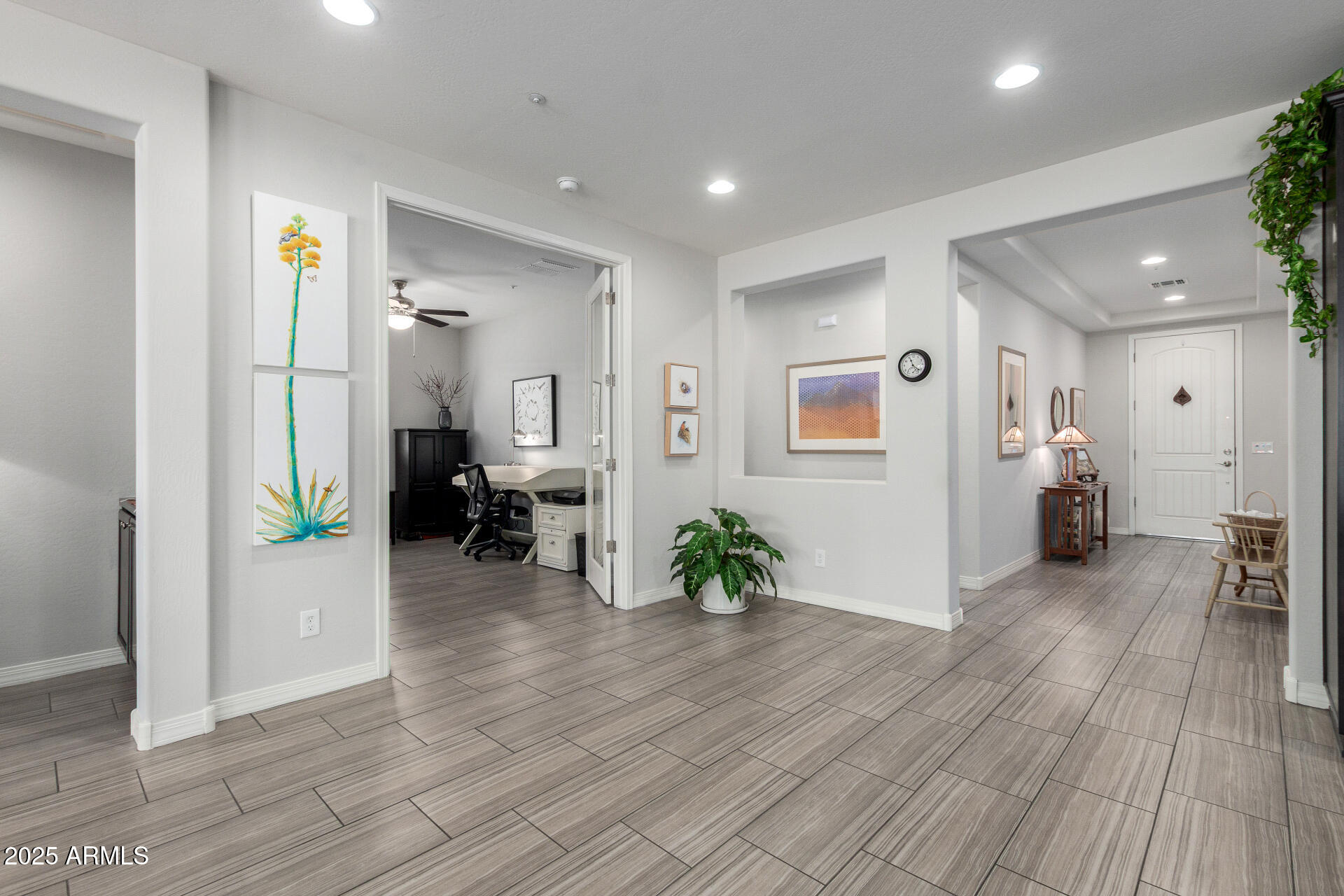 5657 S INEZ Court
