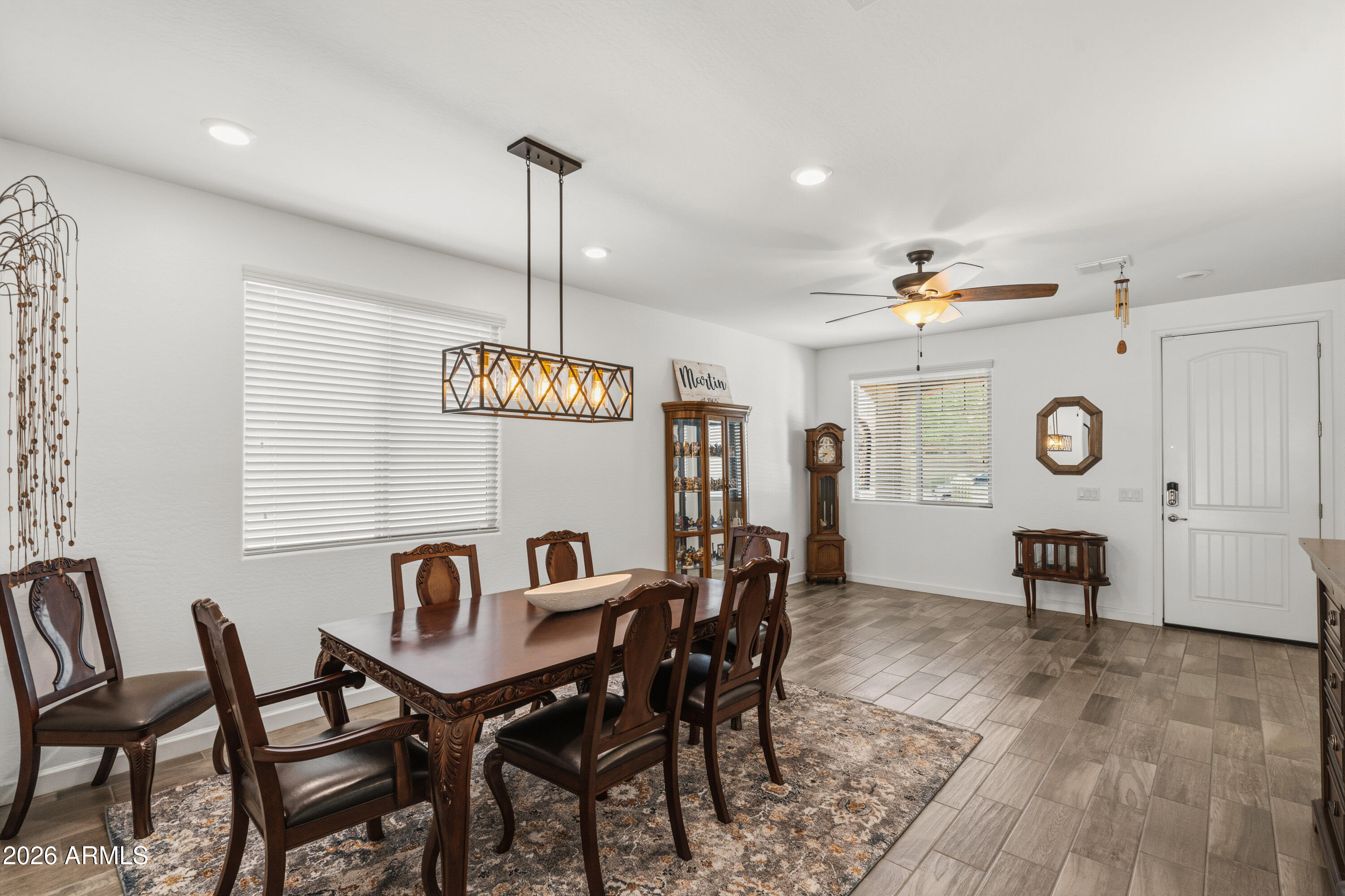 4120 E ROY ROGERS Road