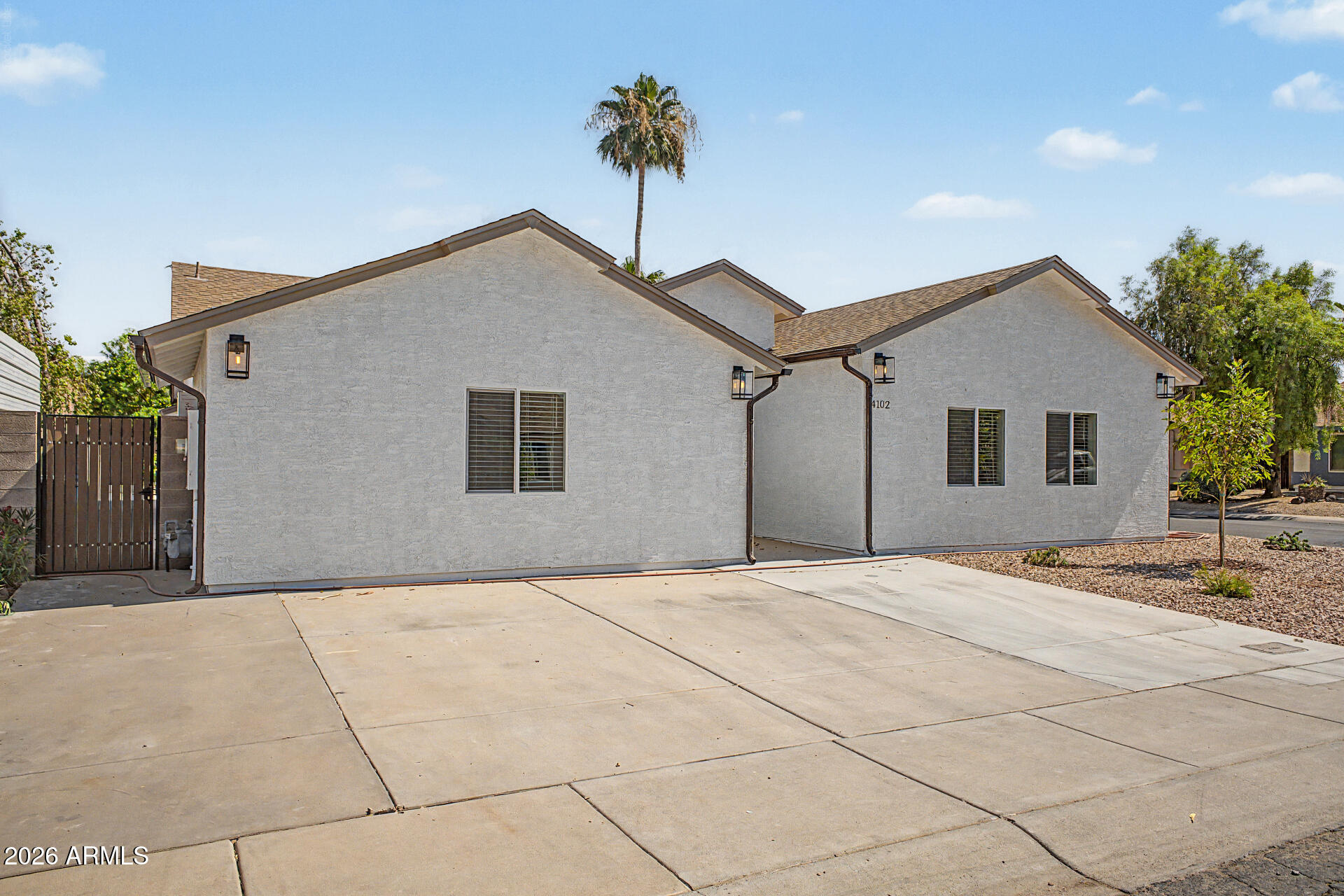 4102 W FALLEN LEAF Lane