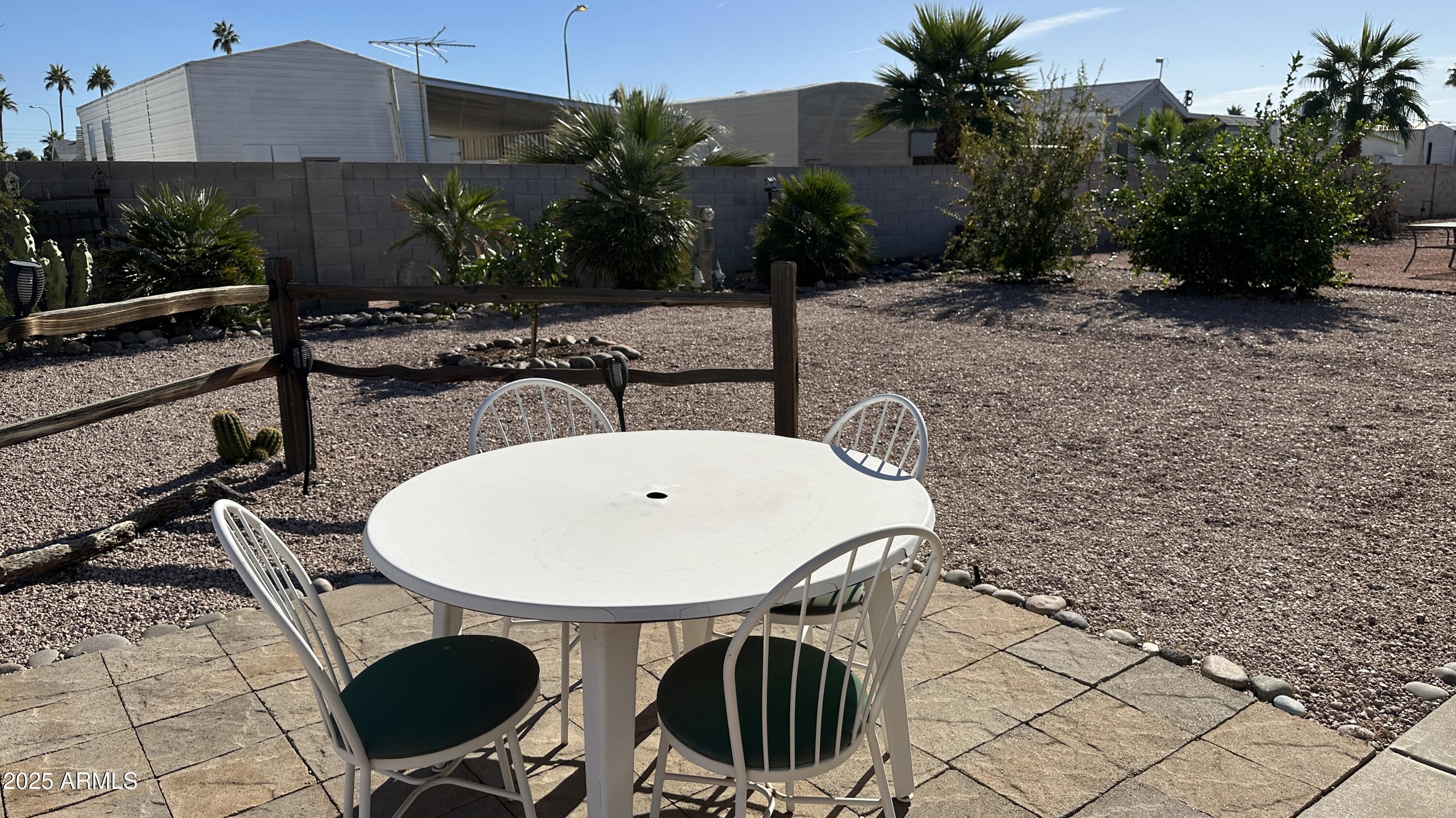 Pueblo Manor - Residential