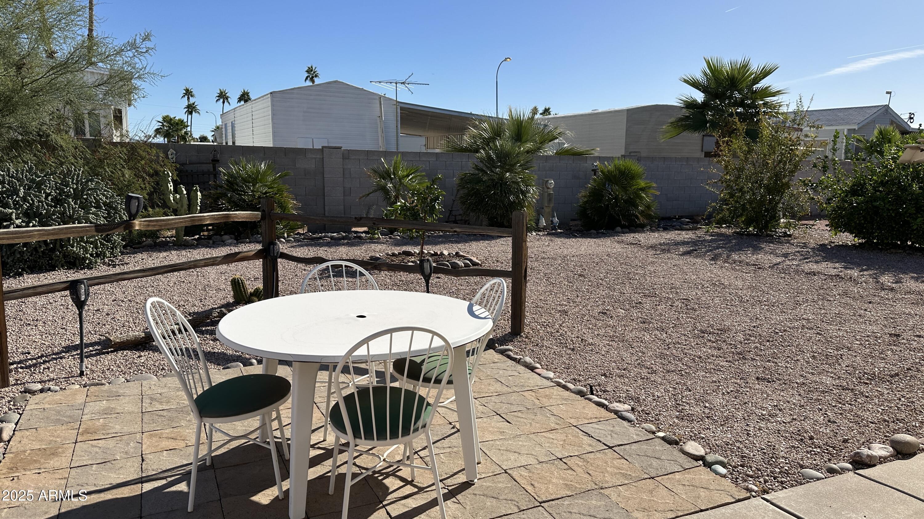 Pueblo Manor - Residential