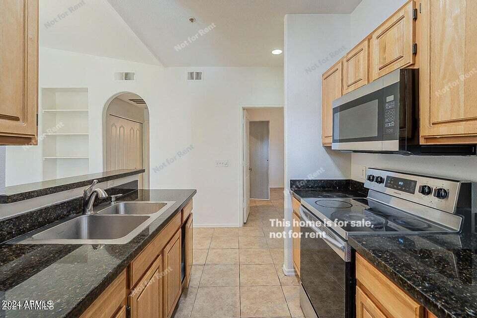 2929 W YORKSHIRE Drive 2026