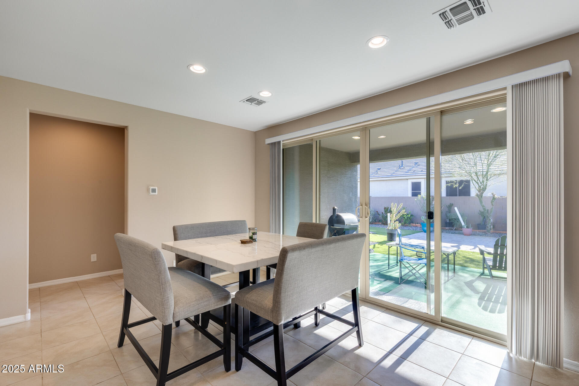 9925 E ORANGE GROVE Street