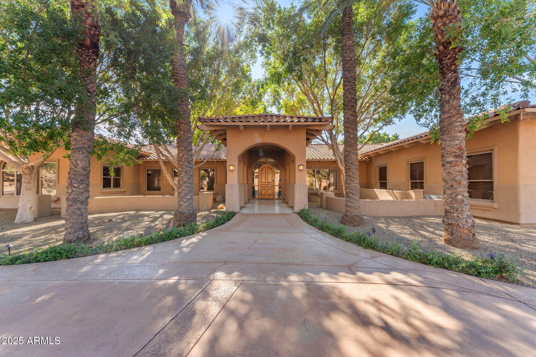 11505 E COCHISE Drive