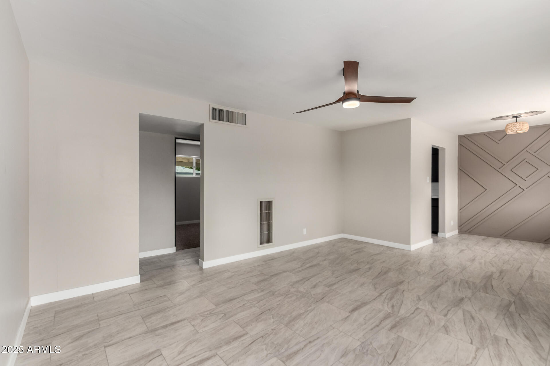 1010 W 5th Place