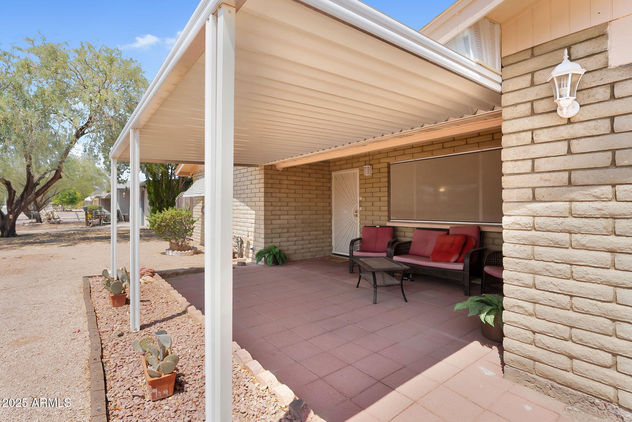 1023 S OCOTILLO Drive