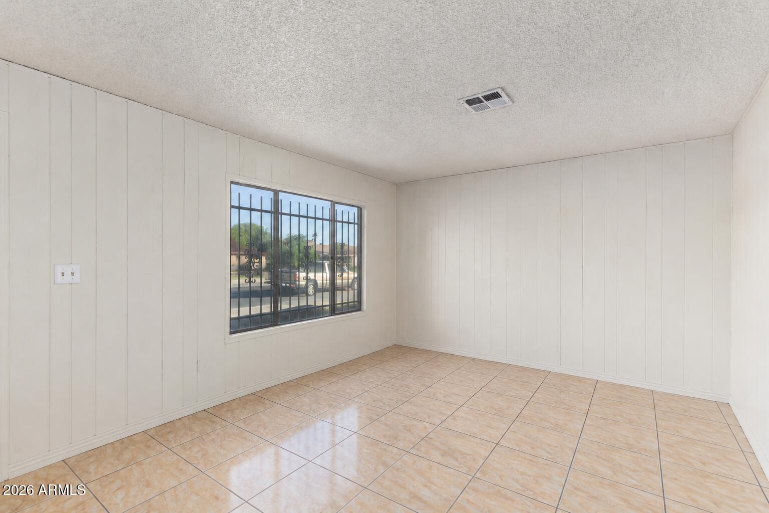 2228 N 47TH Drive