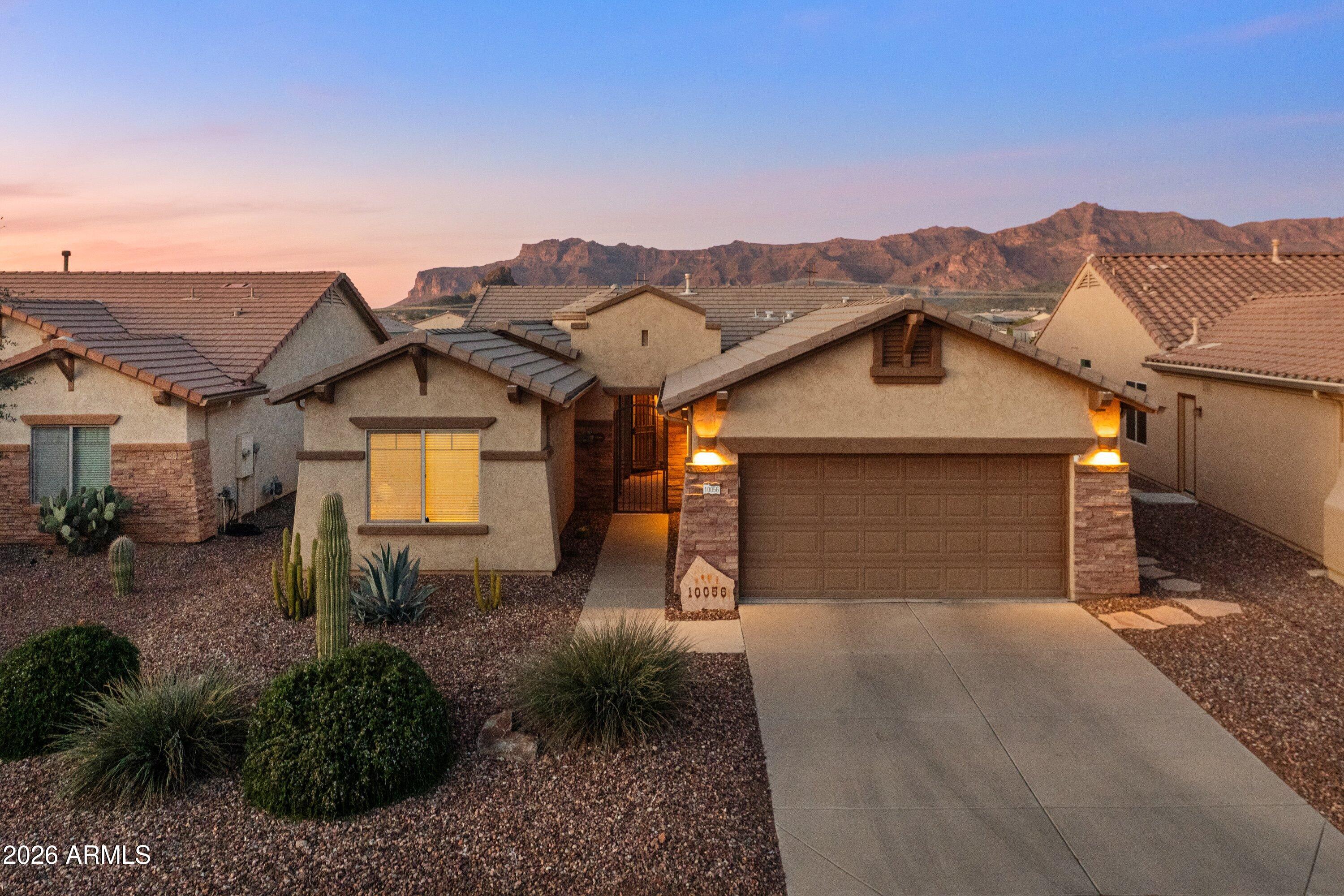 10056 E PROSPECTOR Drive