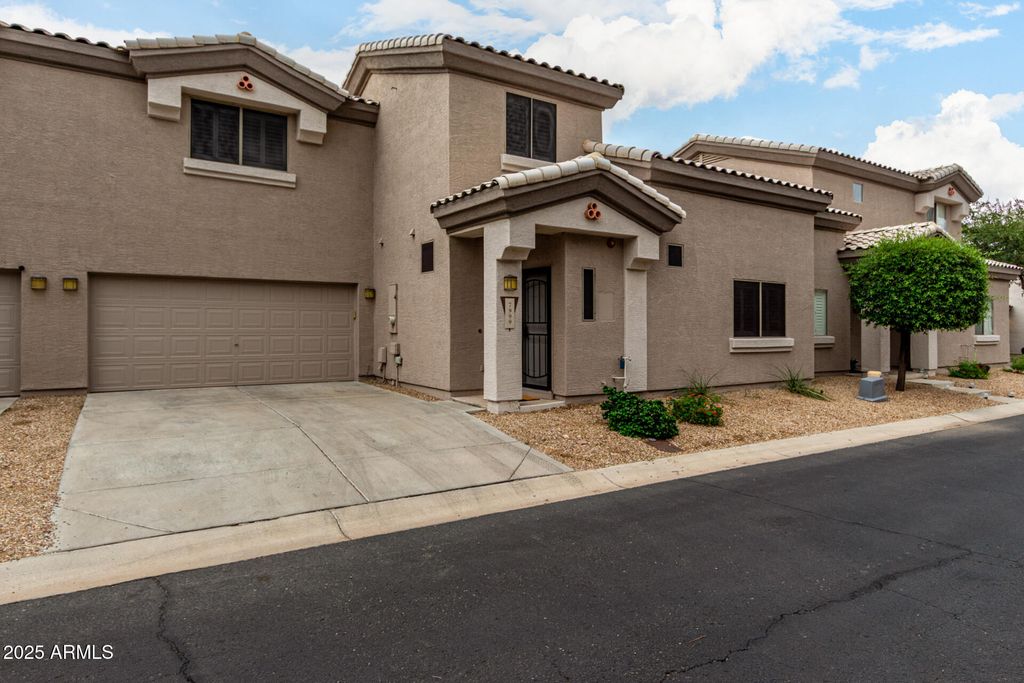 Photo of 7999 W Waltann Lane, Peoria, AZ 85382 (MLS # 6923095)