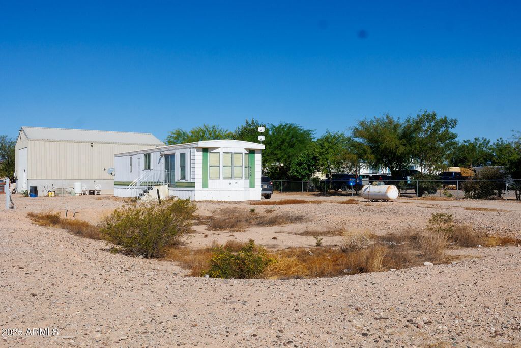 Photo of 1414 S 365th Avenue, Tonopah, AZ 85354 (MLS # 6850265)