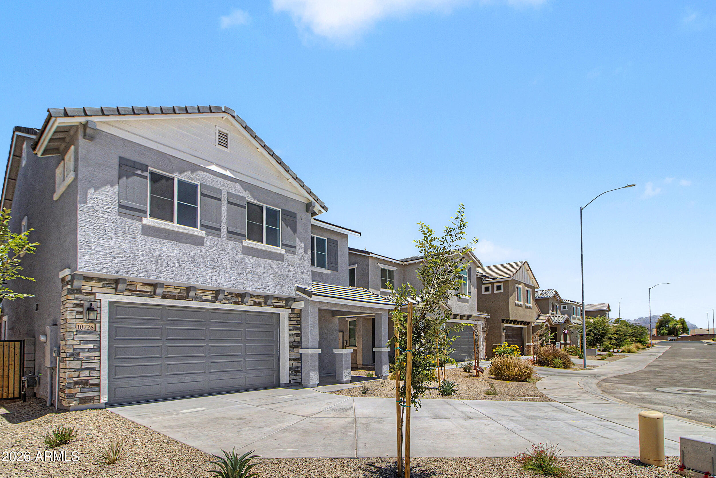 10726 E DRAGOON Circle