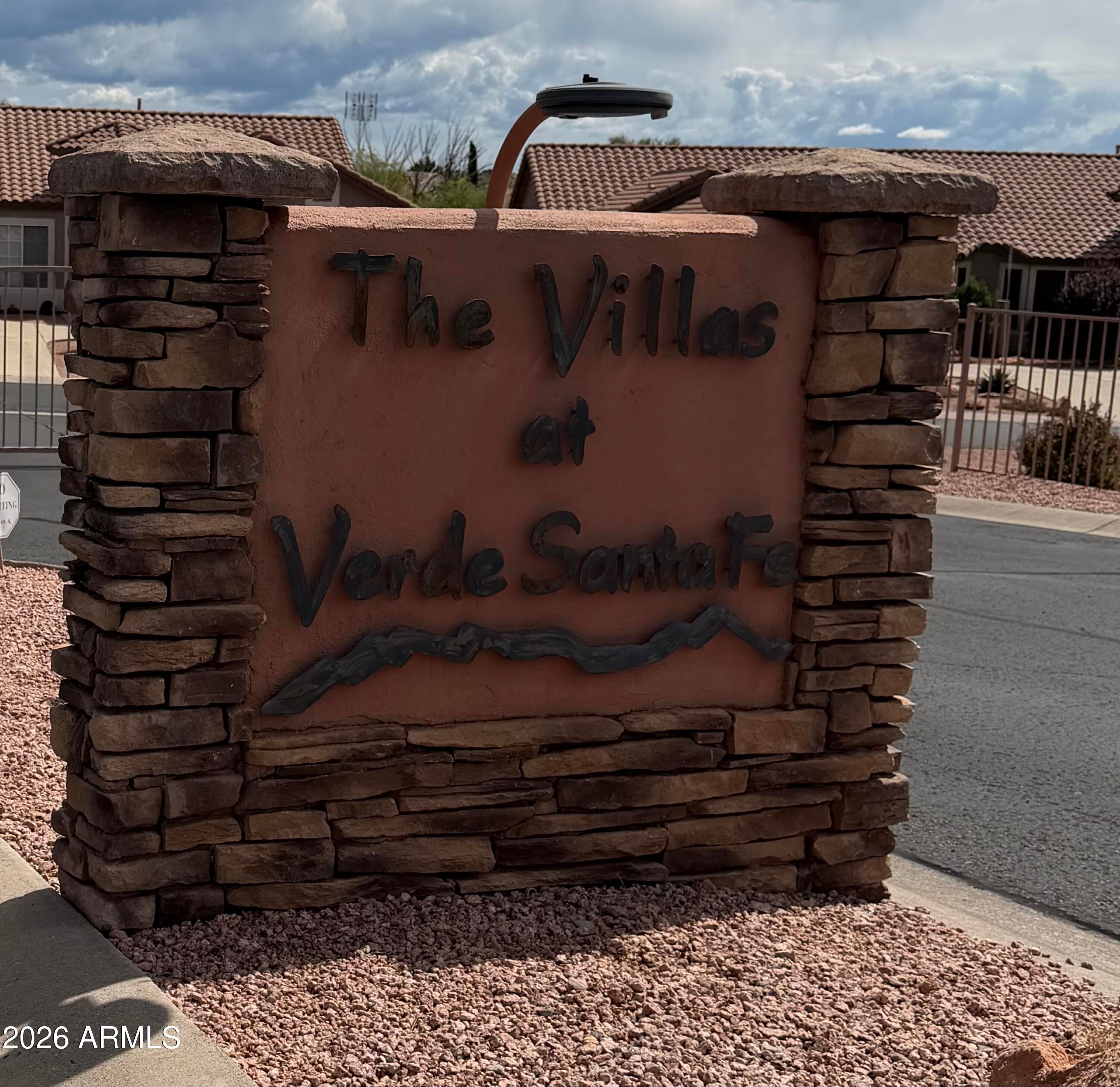 515 S Valle Escondido --