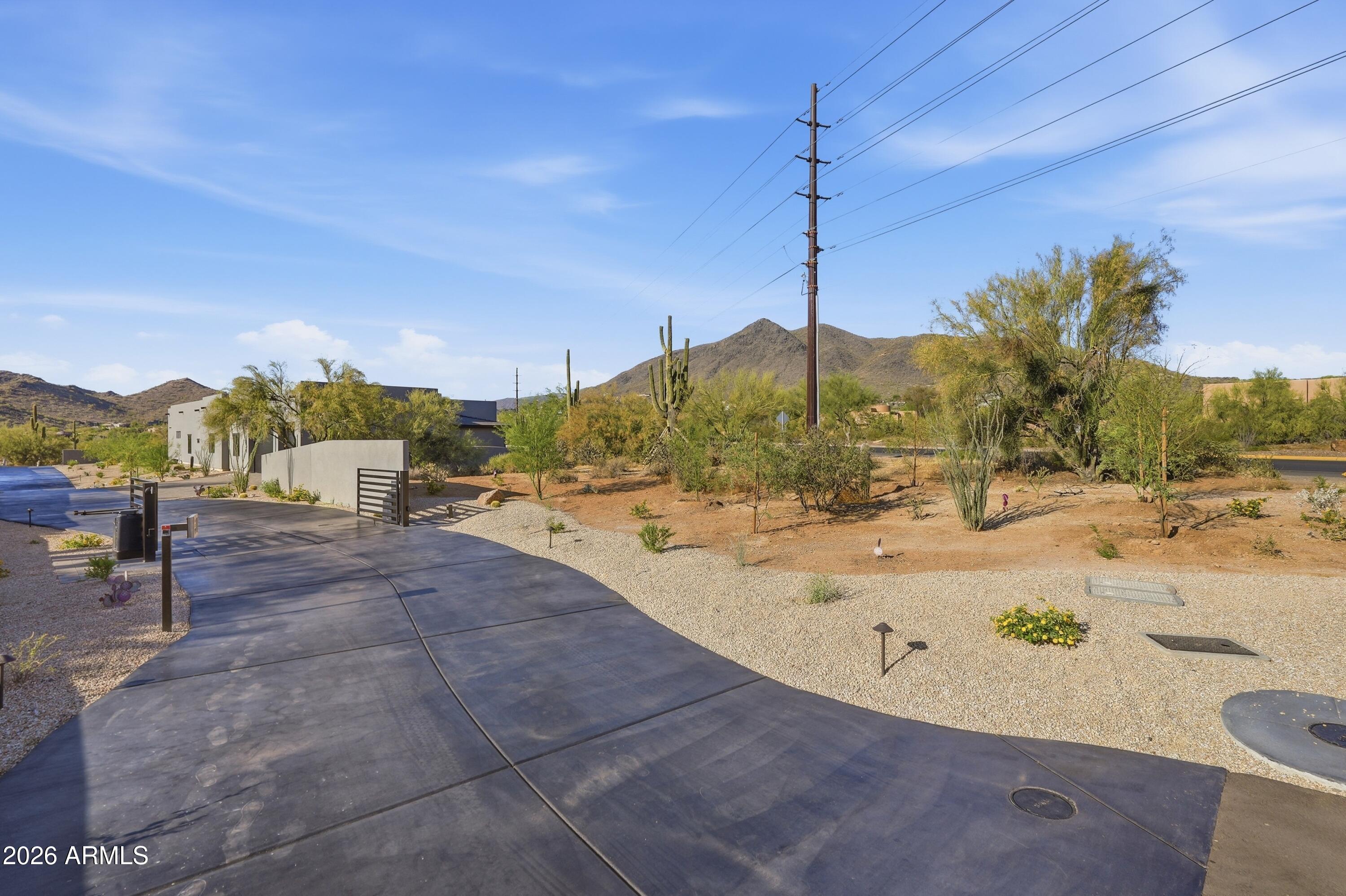 5590 E El Sendero Drive 1