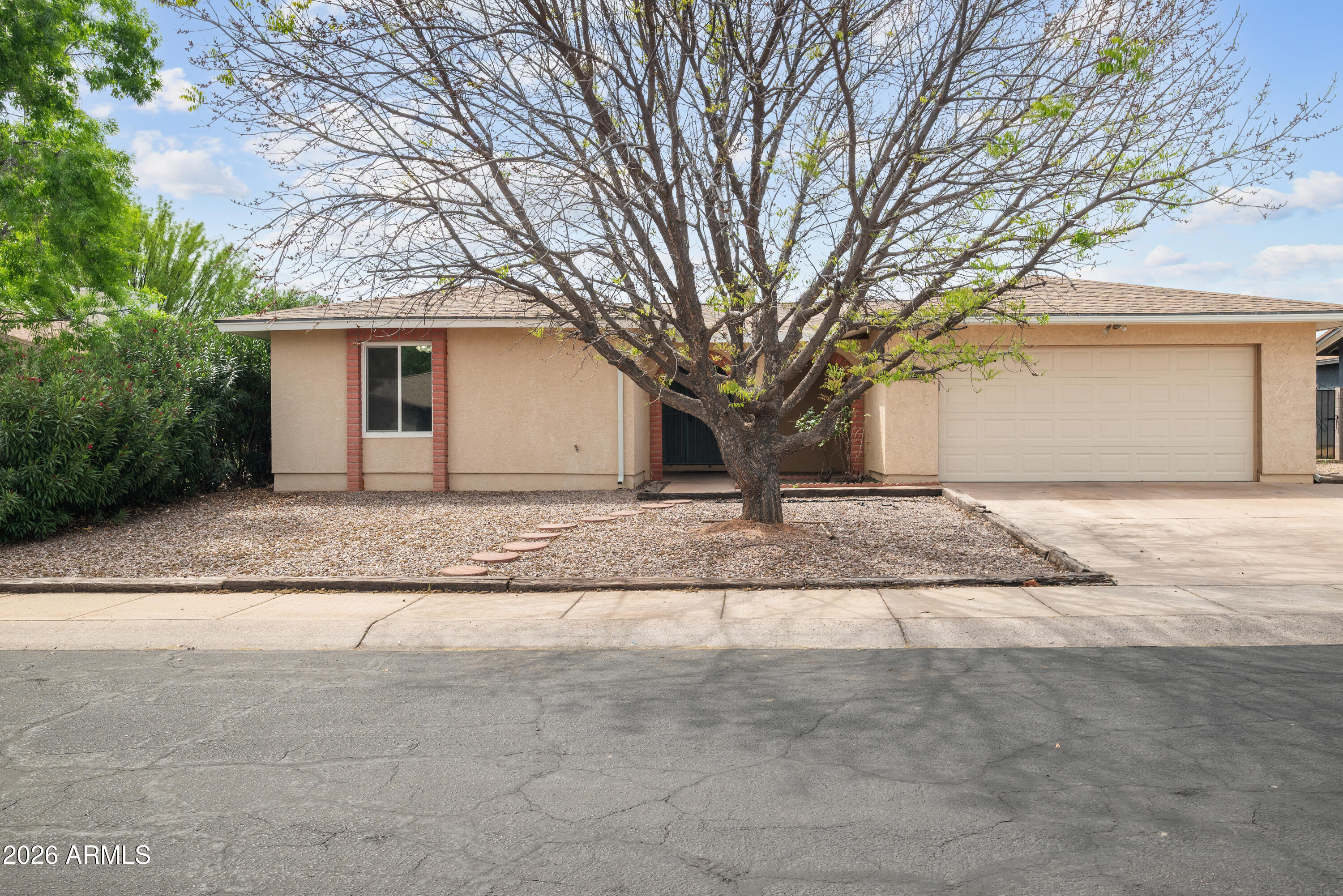 5120 CALLE BONITA --