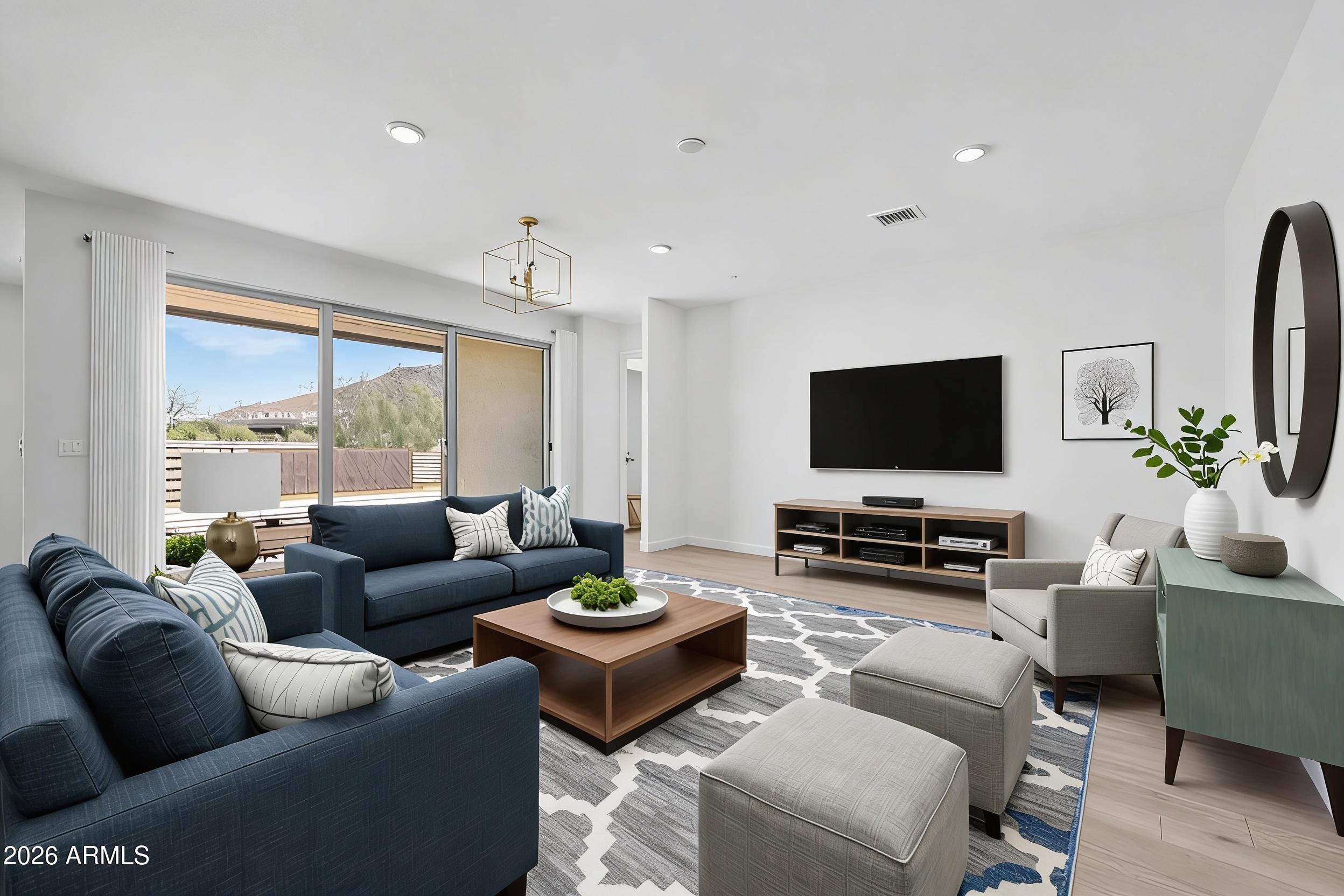 4901 W HUNTER Trail