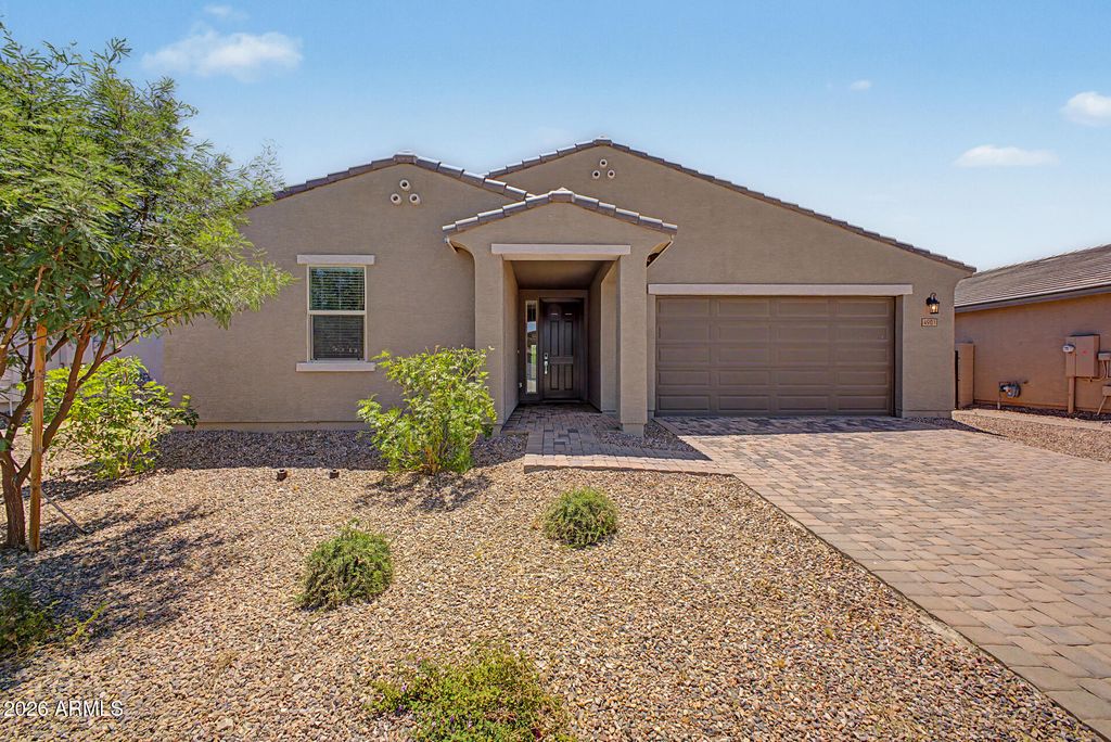 Photo of 4901 W Hunter Trail, San Tan Valley, AZ 85144 (MLS # 7025526)