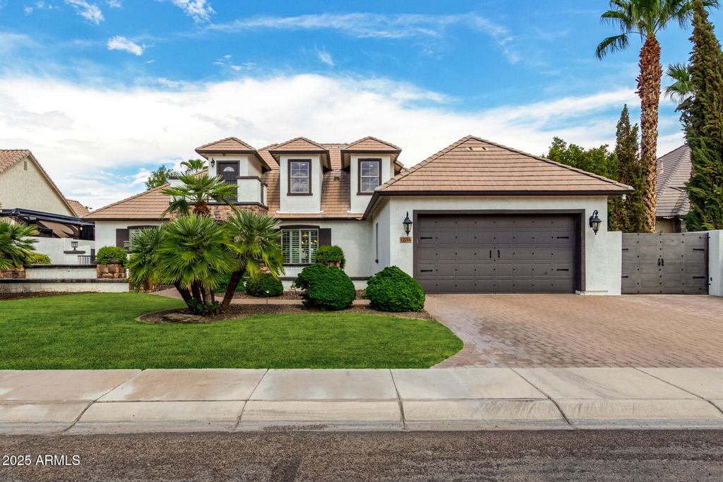 Photo of 12714 W Colter Street, Litchfield Park, AZ 85340 (MLS # 6916532)