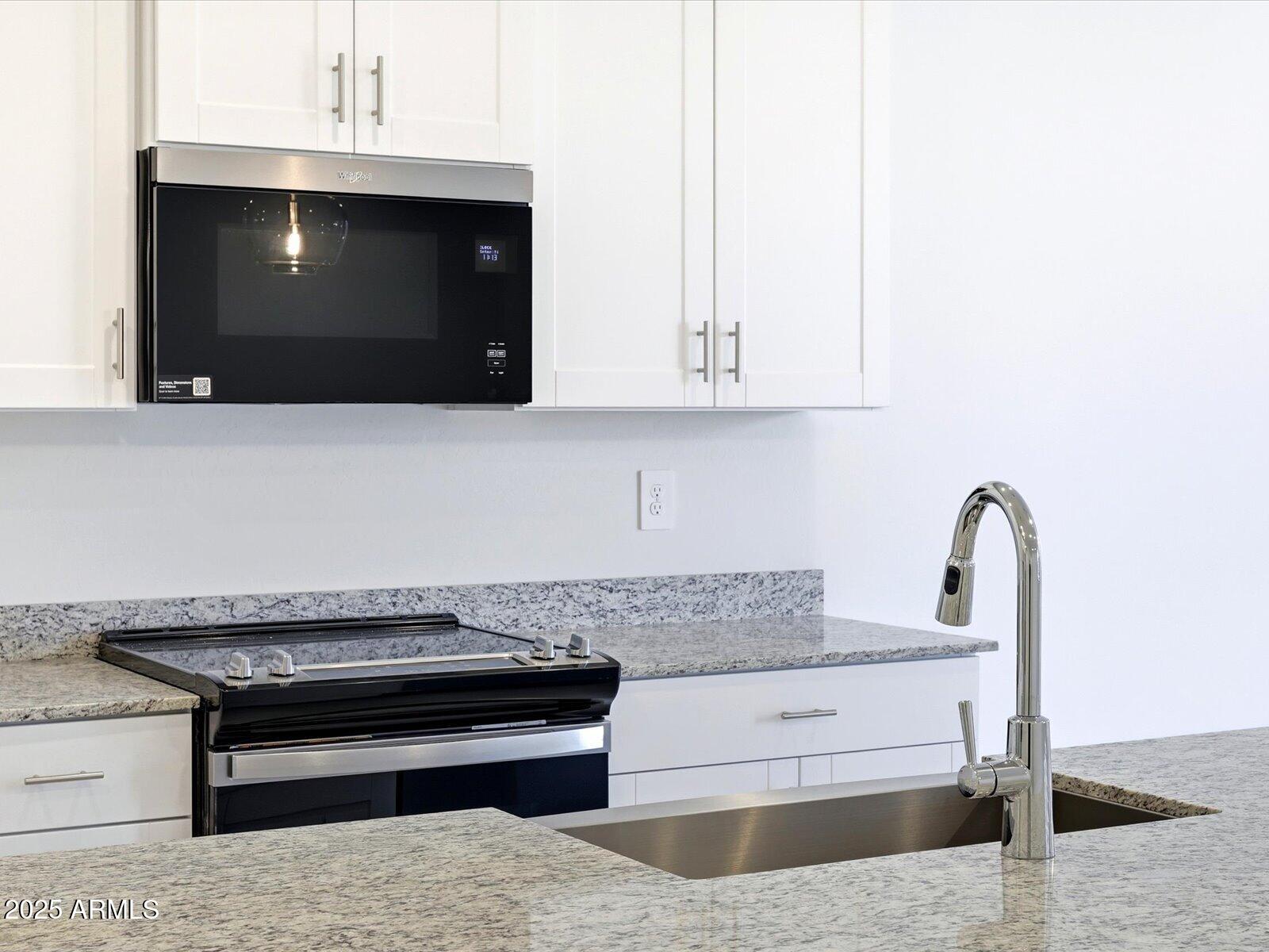 24622 W GROVE Street