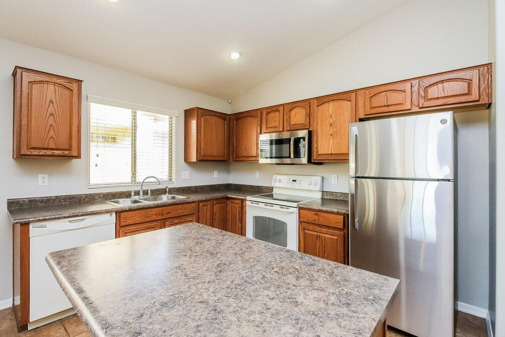 2783 E Cowboy Cove Trail