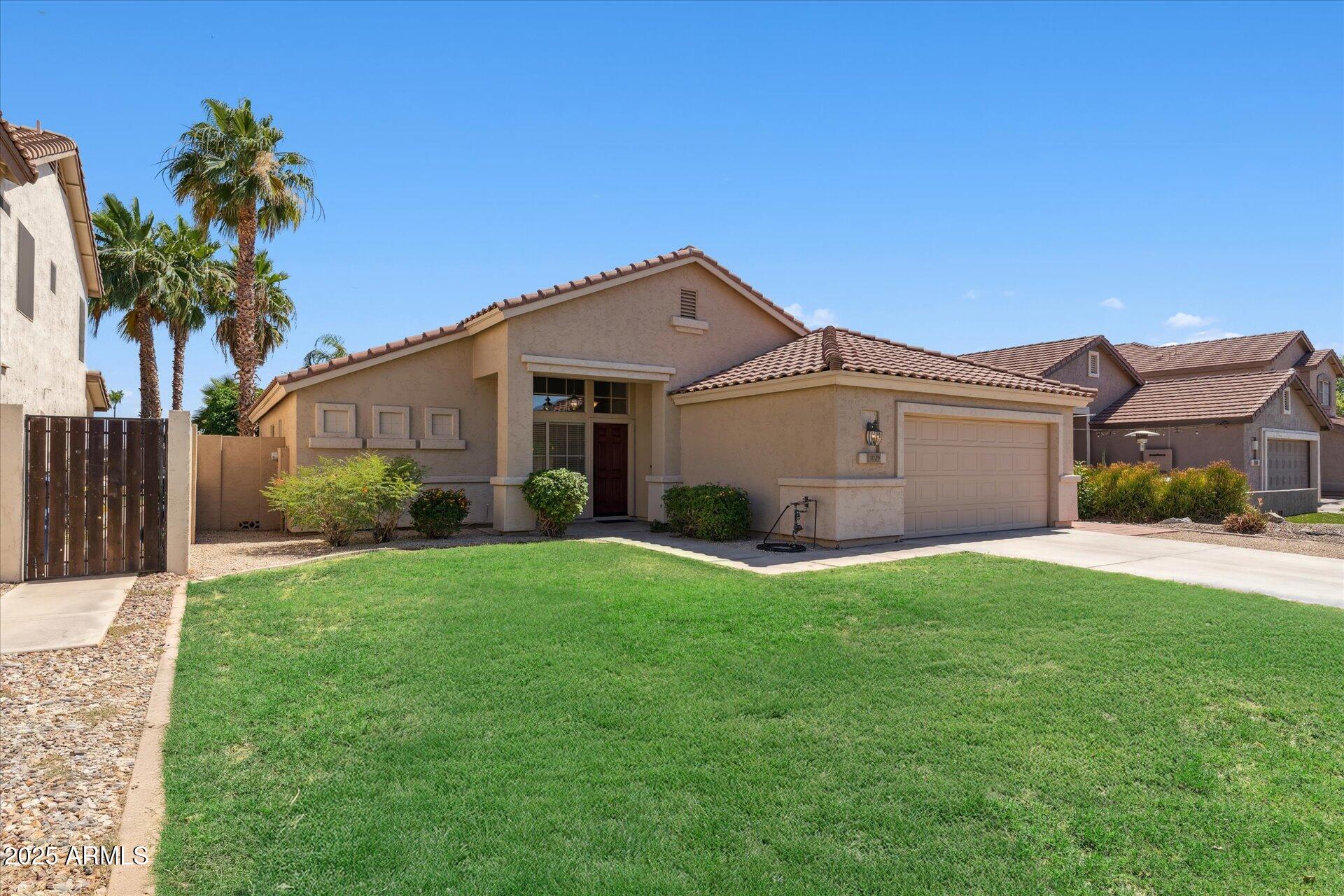 1029 E JASPER Drive