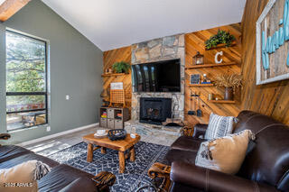 17845 S SILVERLAKE Drive