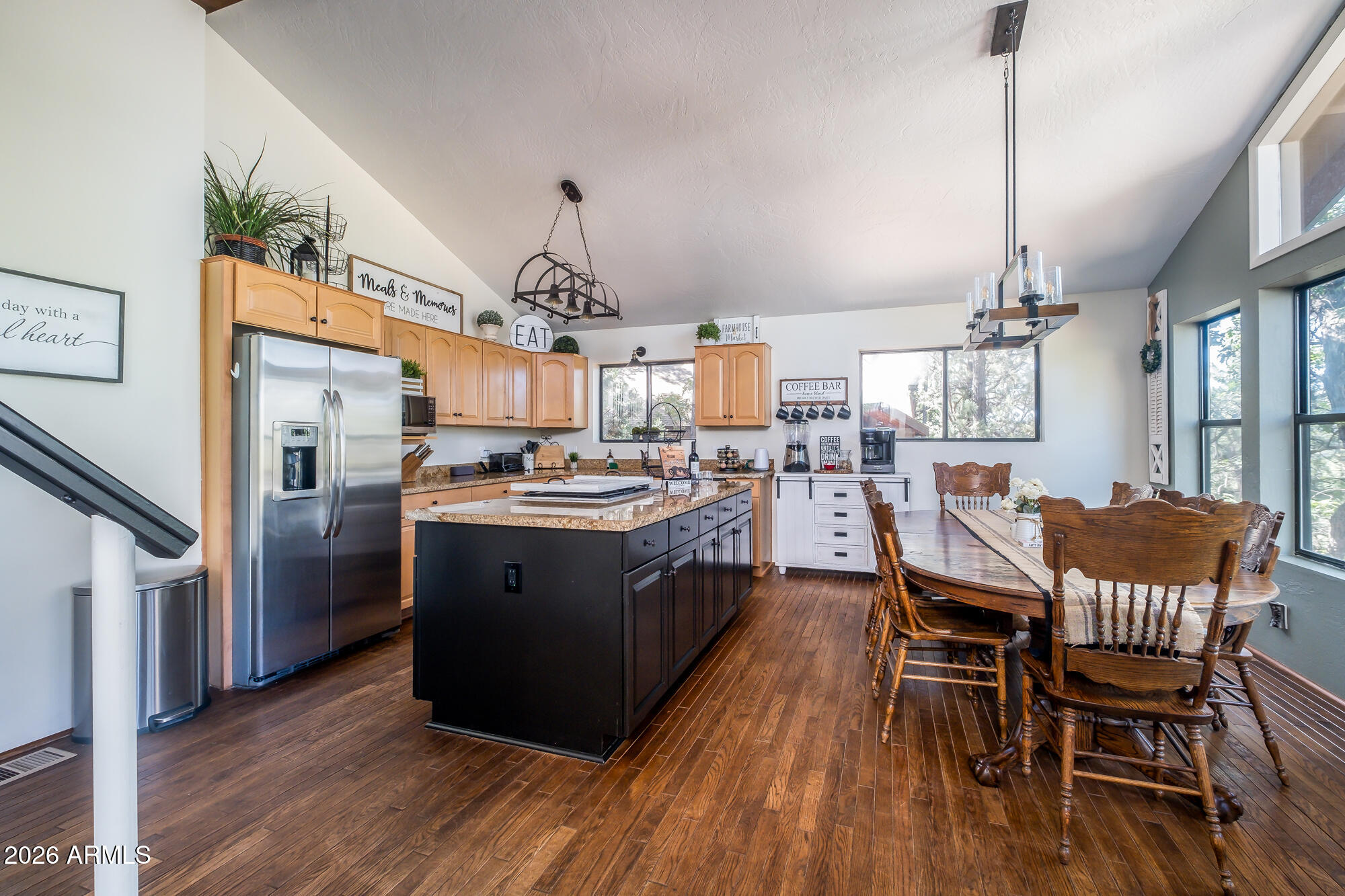 17845 S SILVERLAKE Drive