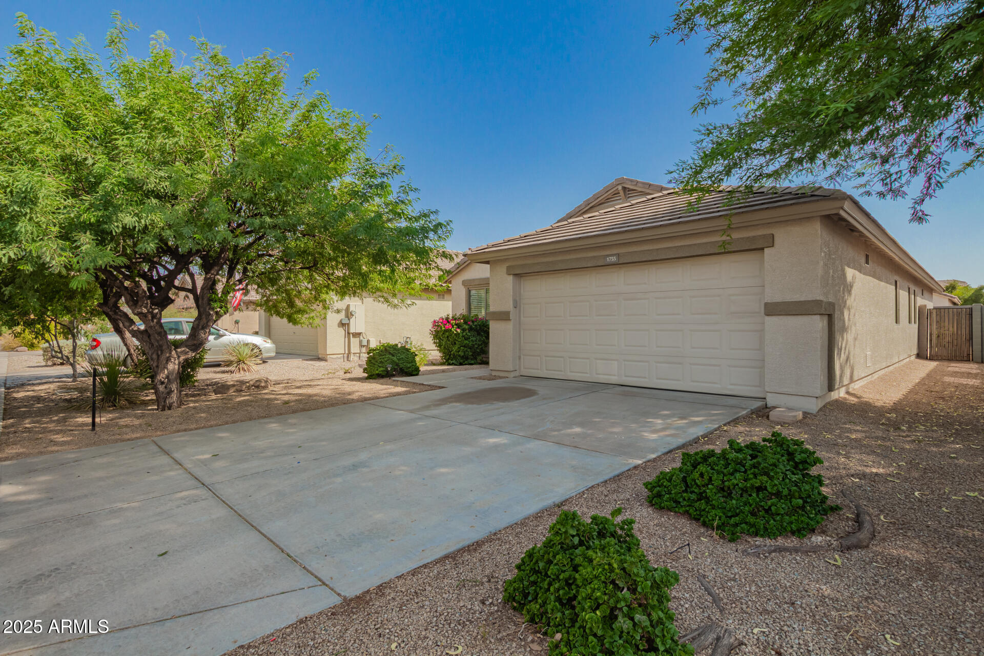 1755 W DESERT CANYON Drive