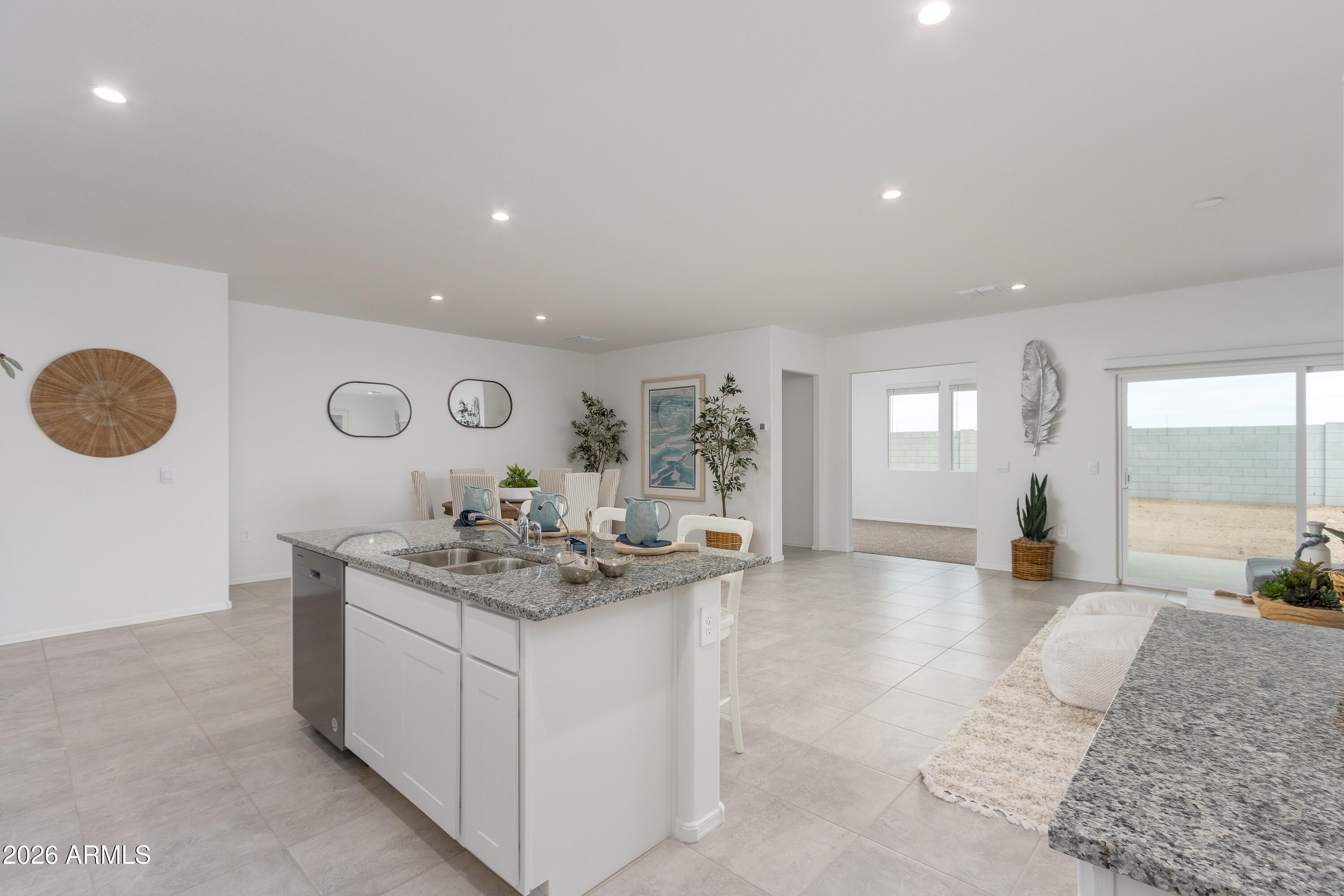 1555 E GLAZIER Drive E