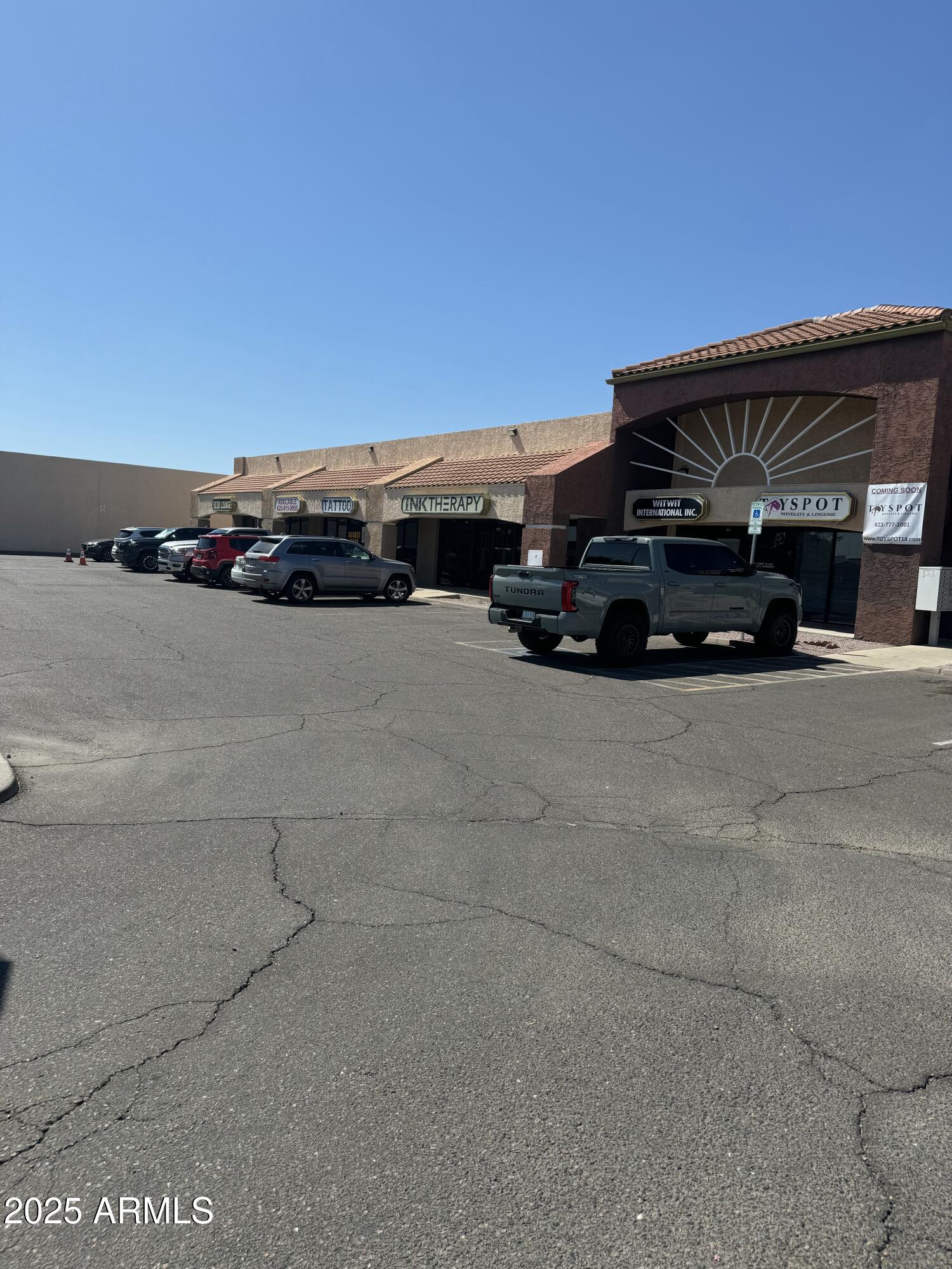 5030 W PEORIA Avenue W 102