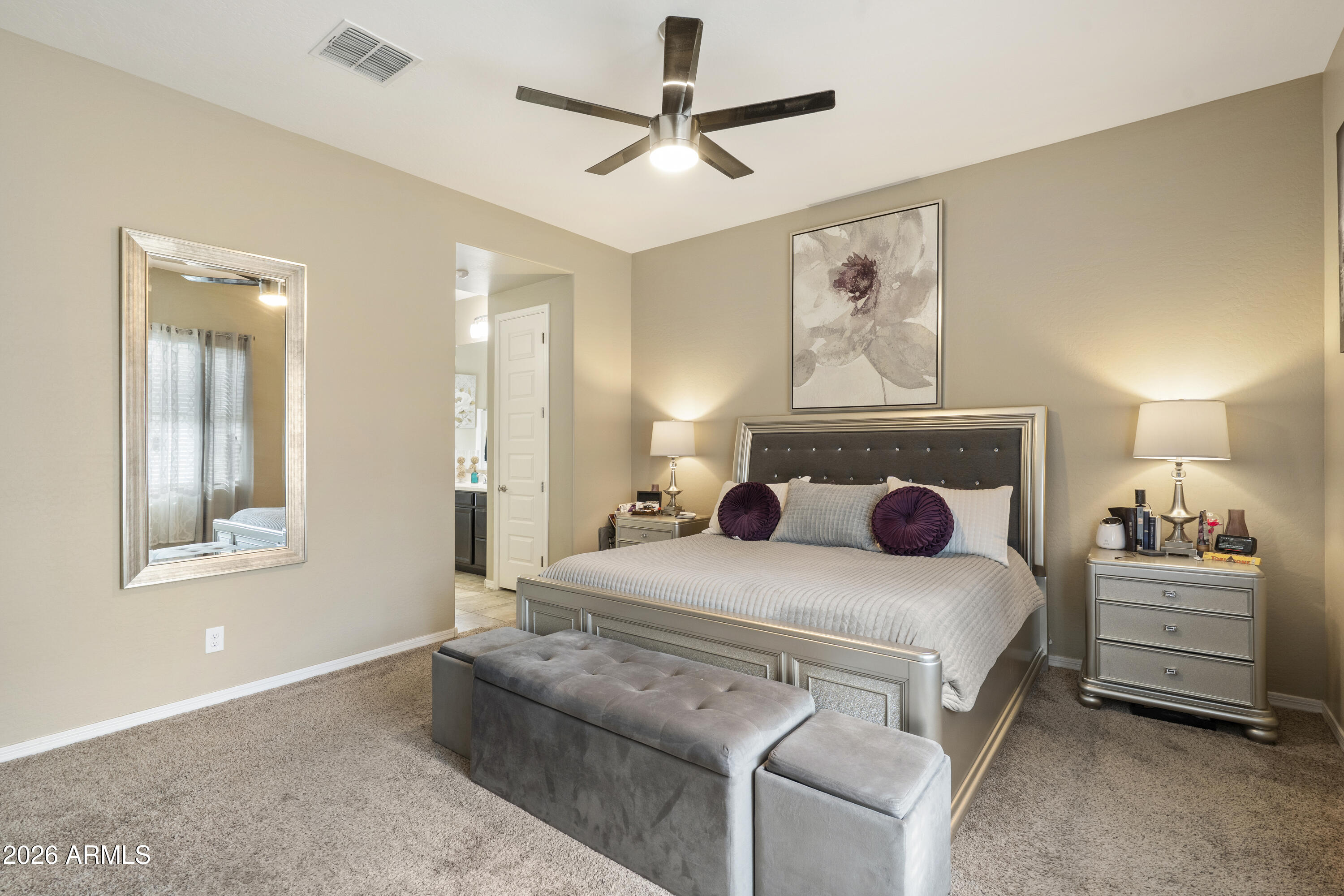 10521 W ILLINI Street