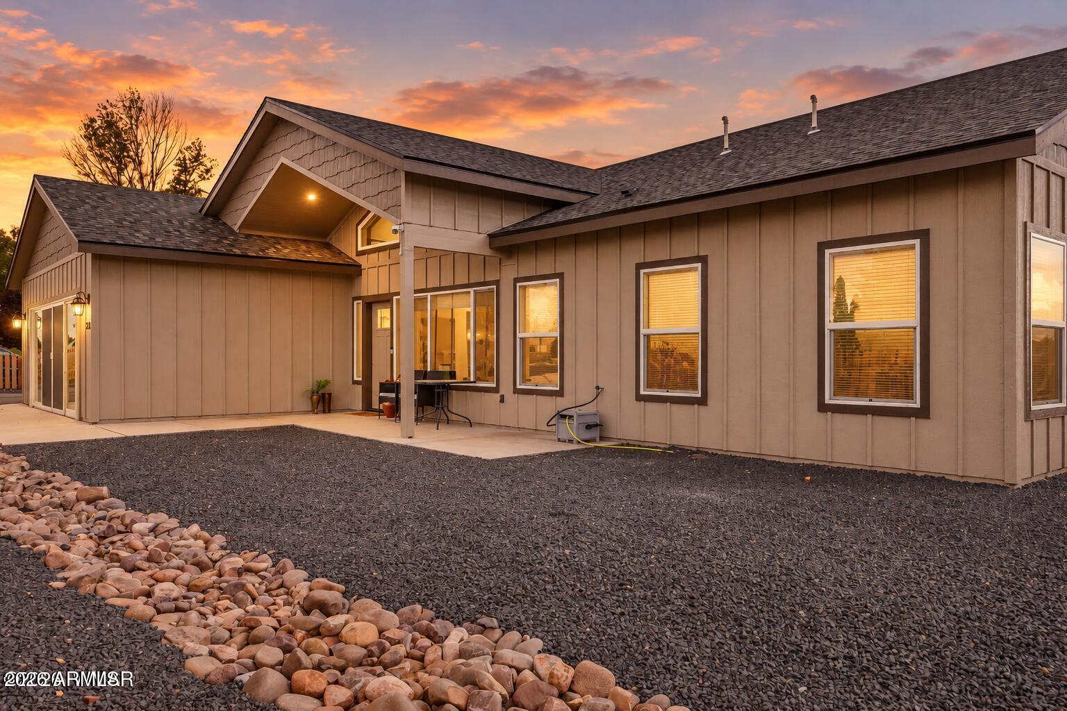 2512 W NORTHVIEW Road