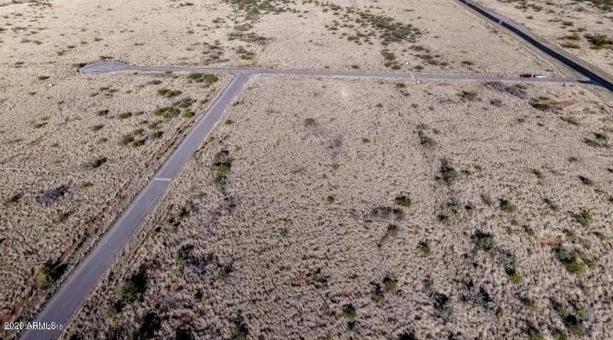 COVEY RUN - Land