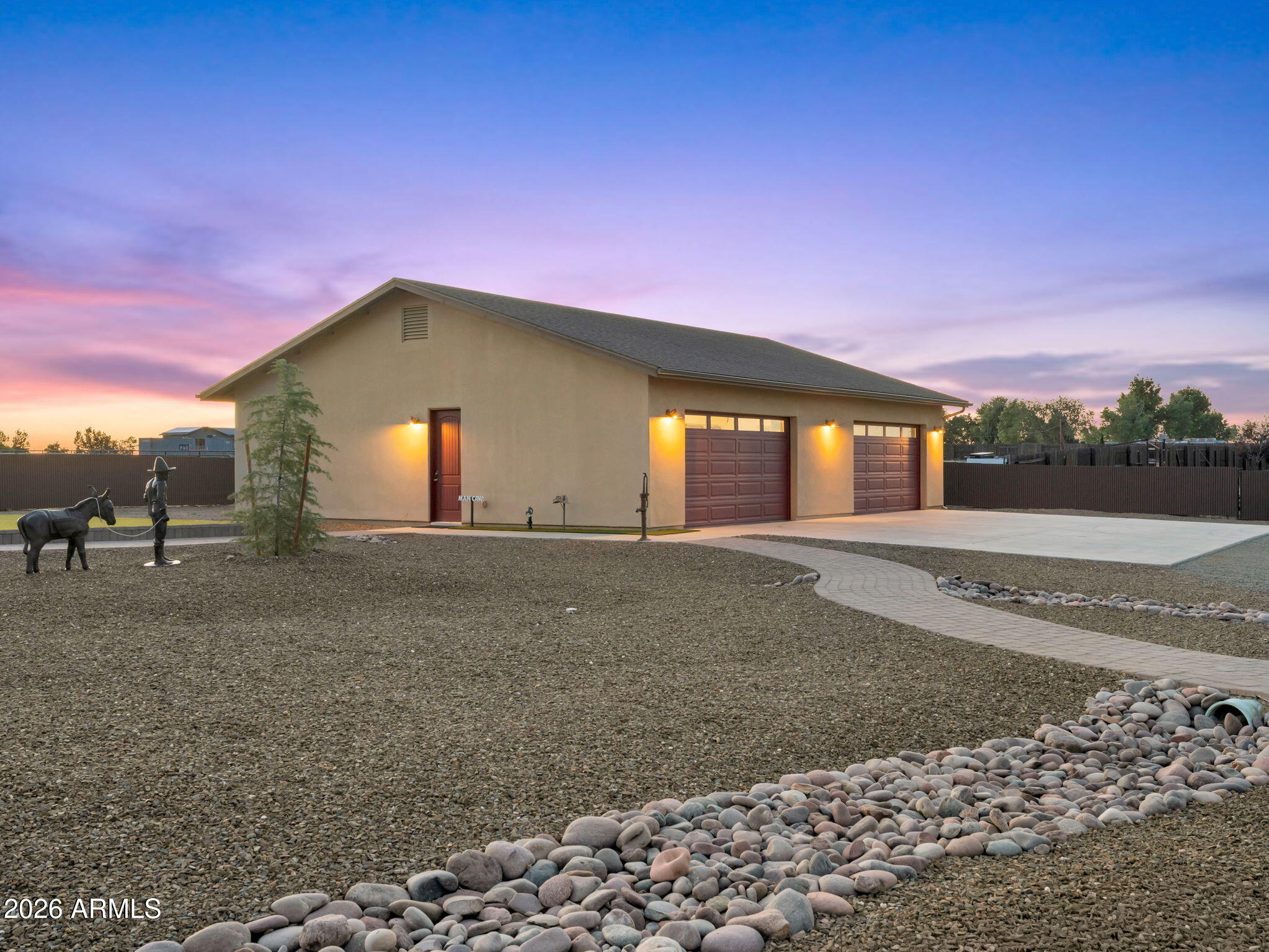 7330 E Alto Desierto Road