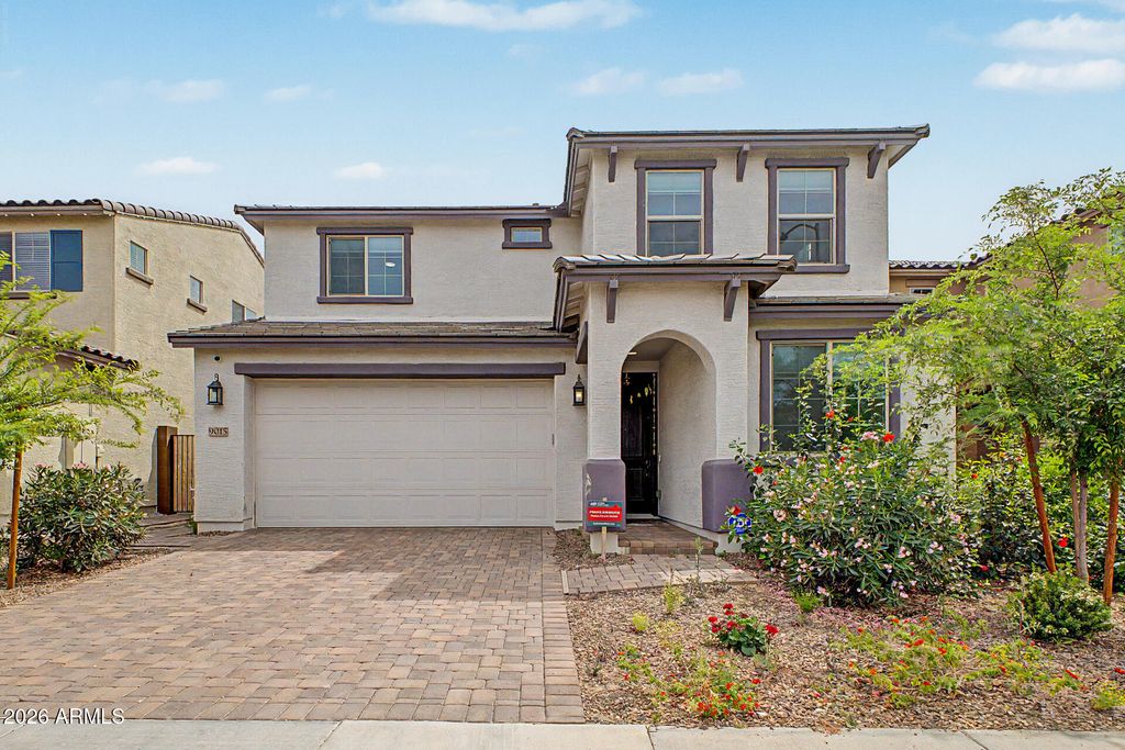 Photo of 9015 W Oregon Avenue, Glendale, AZ 85305 (MLS # 7016315)