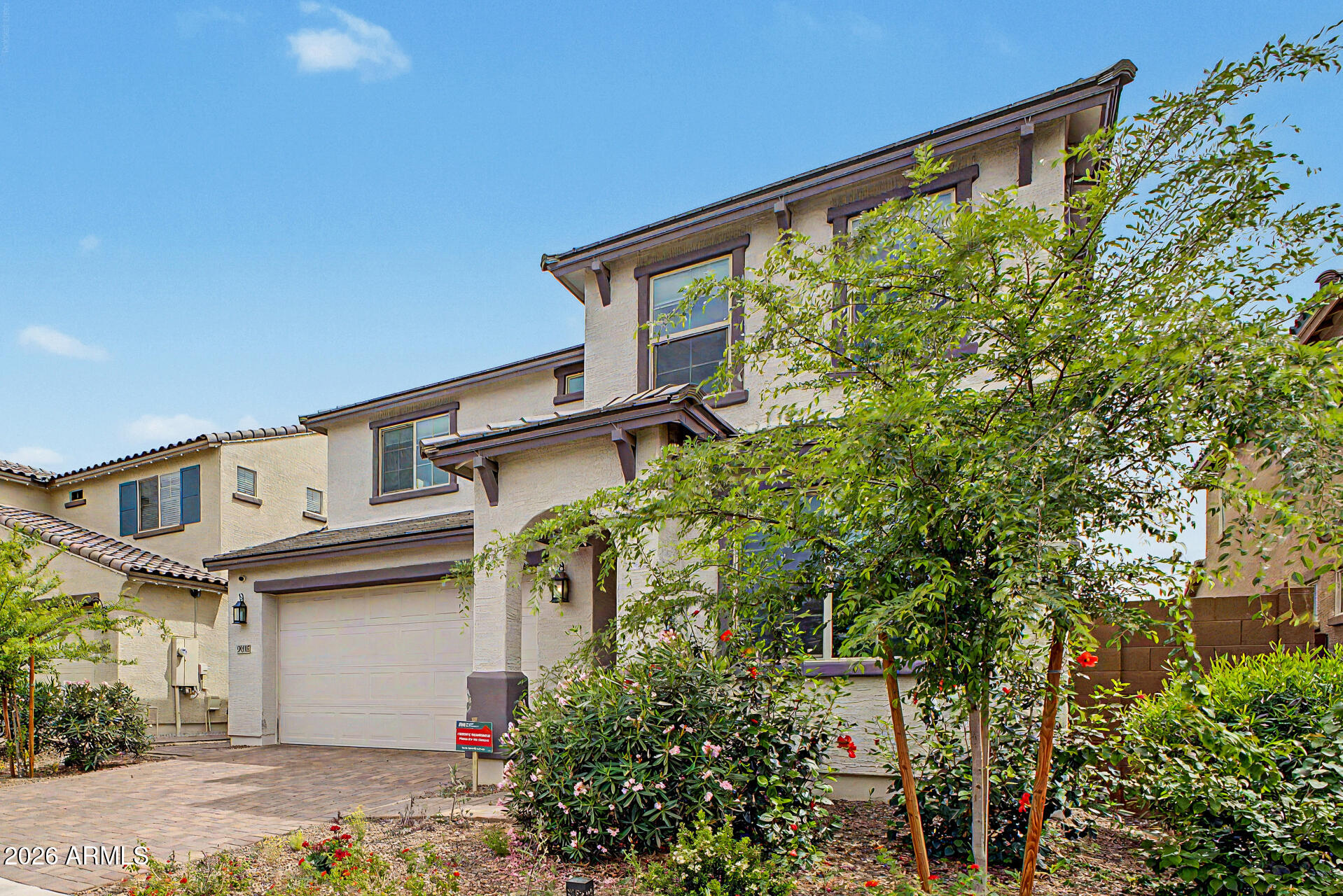 9015 W OREGON Avenue