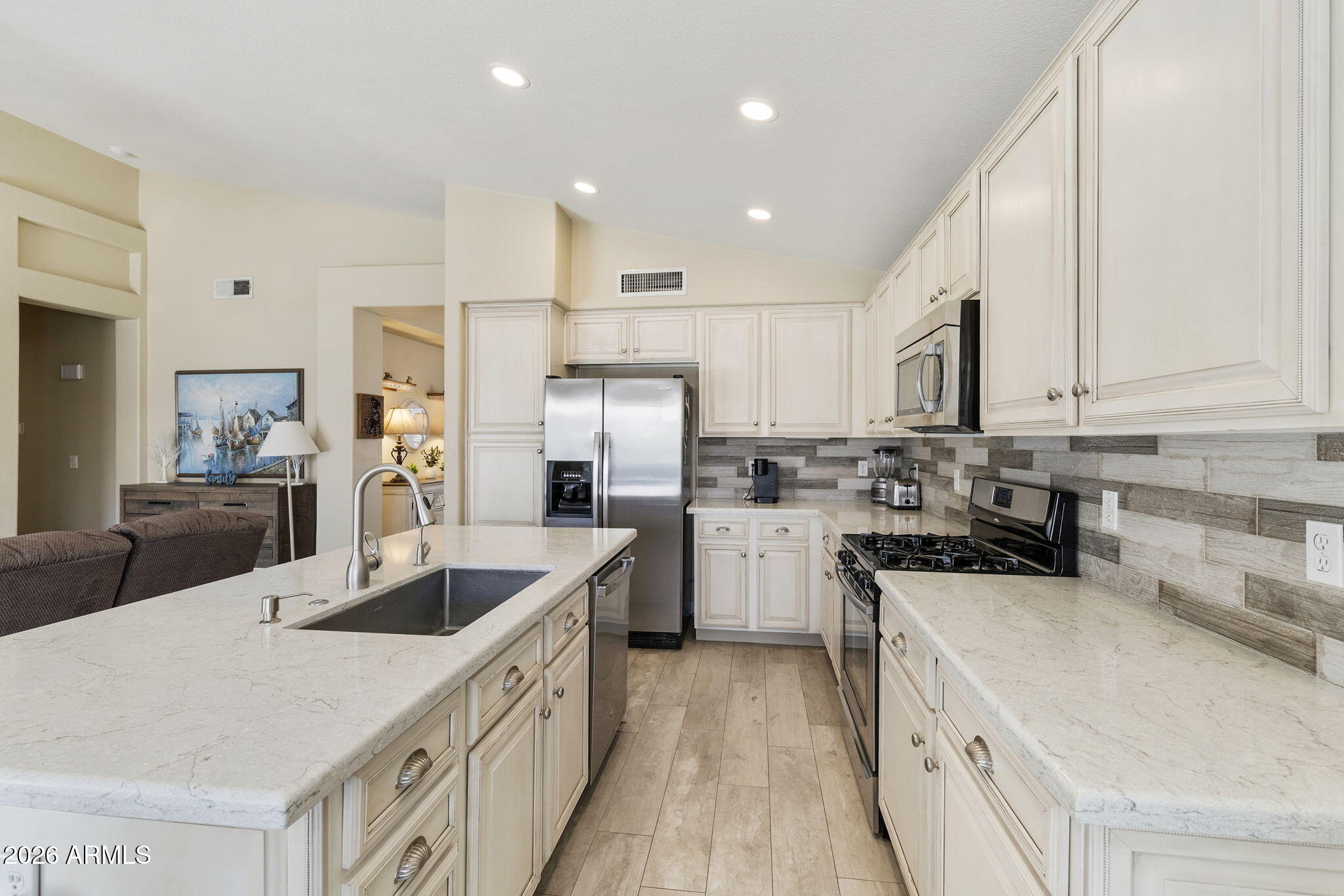 SONOMA RANCH - Residential