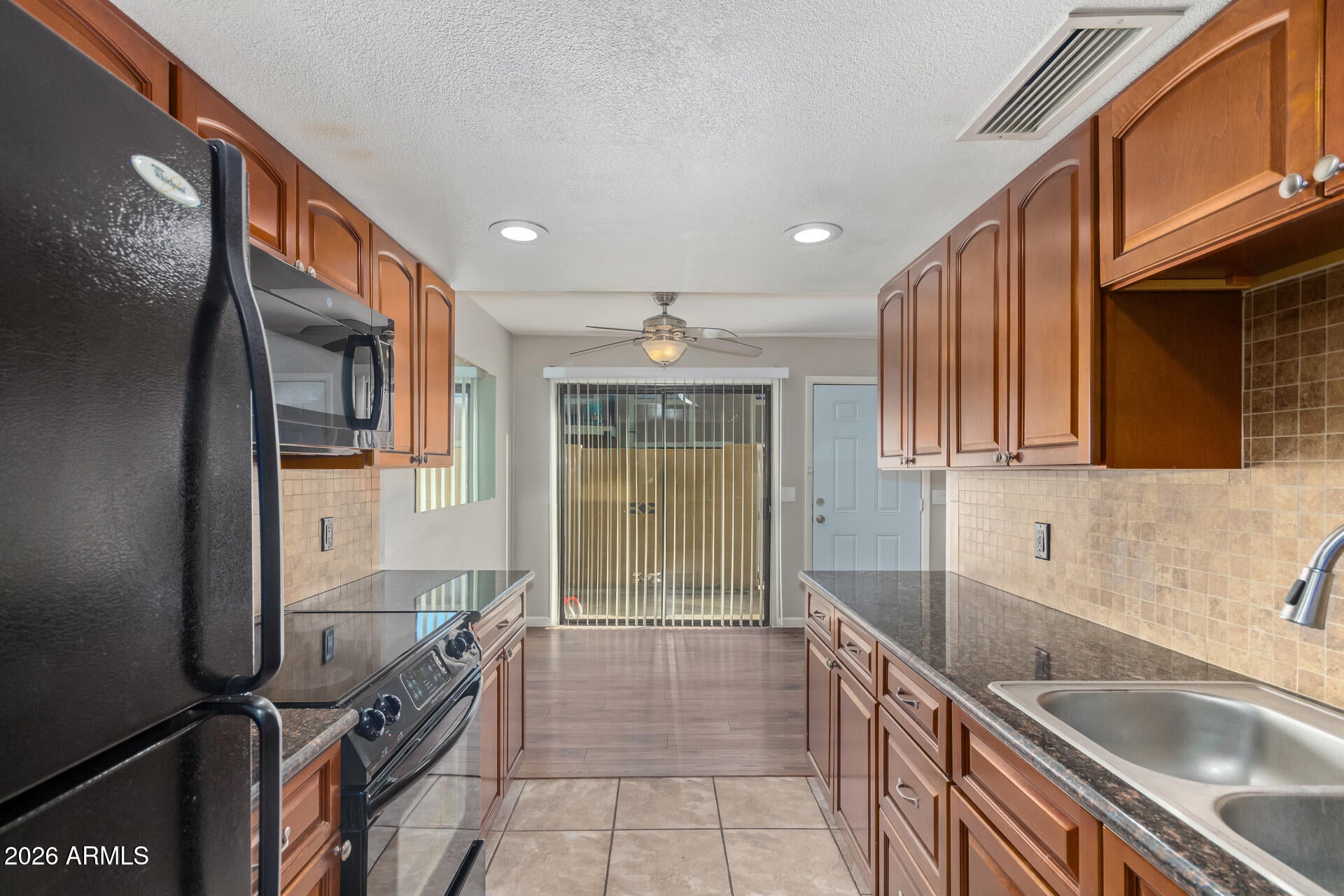 1237 N 84TH Place