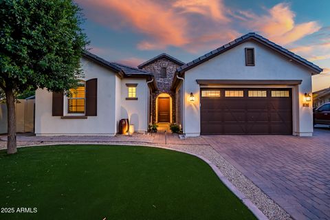 15803 W ALMERIA Road Goodyear AZ 85395