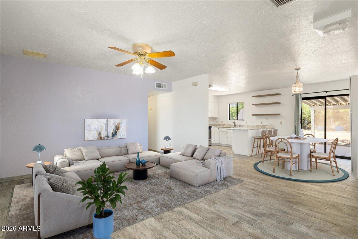 1246 S HAMMER Circle