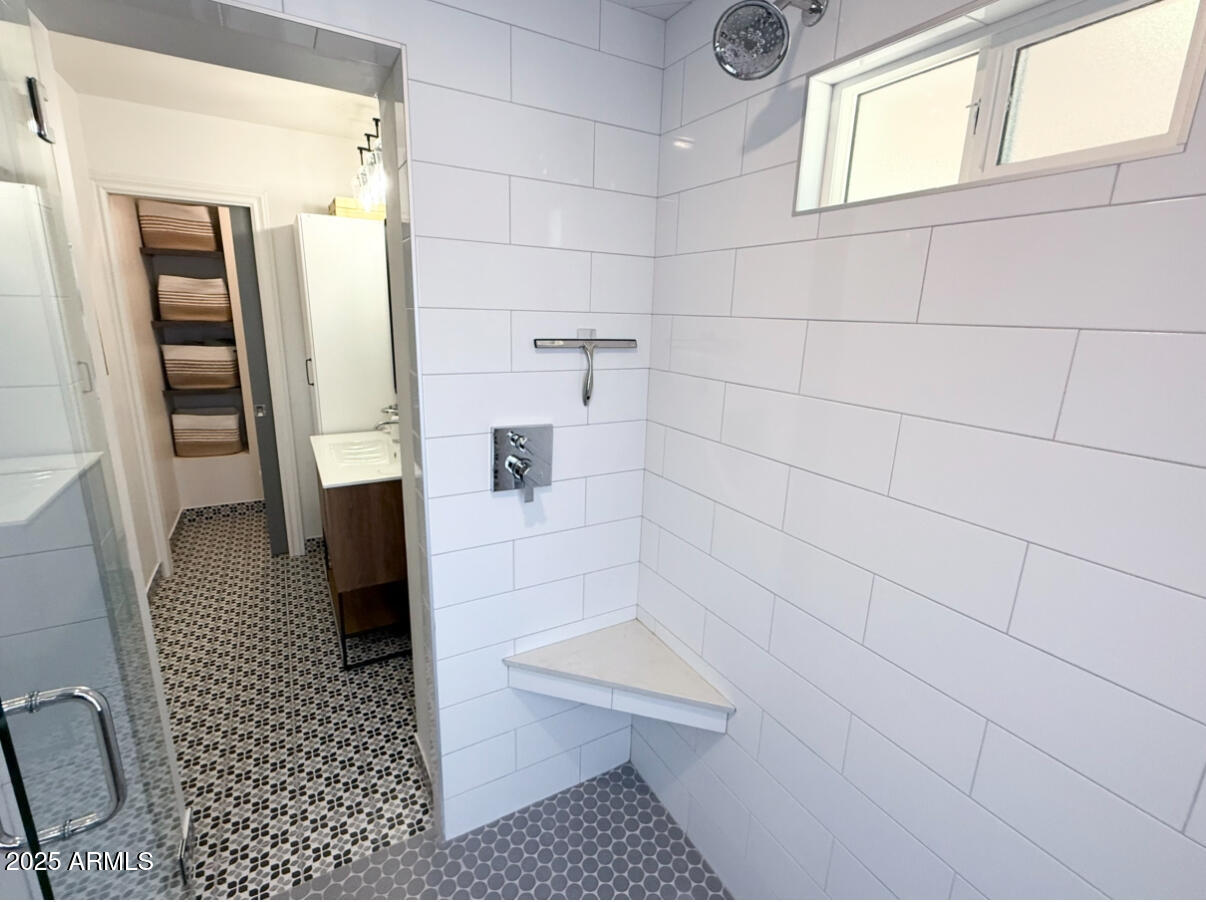 Phoenix, Arizona 85018, United States, 3 Bedrooms Bedrooms, ,2 BathroomsBathrooms,Residential,Active,154533