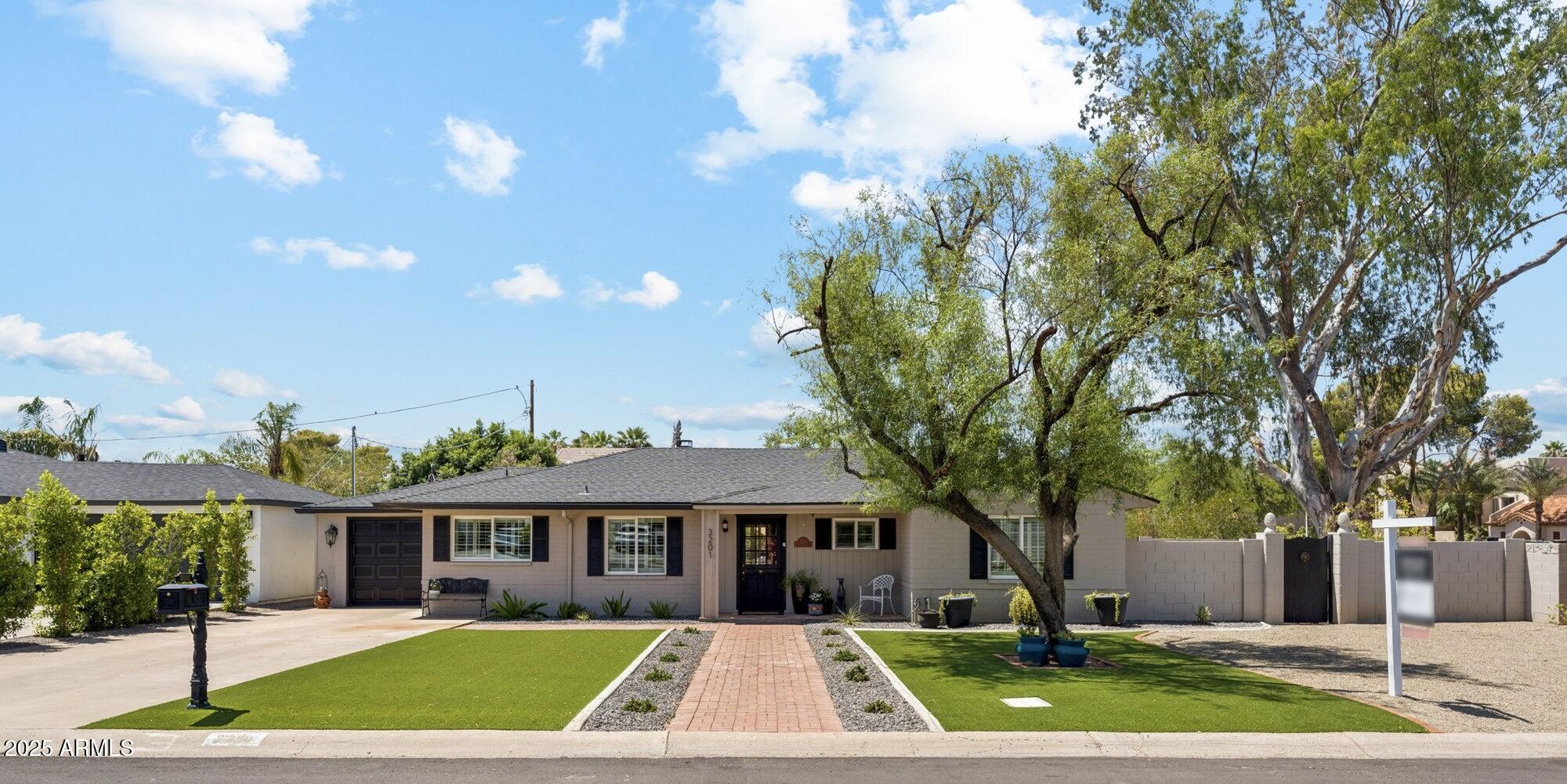 Phoenix, Arizona 85018, United States, 3 Bedrooms Bedrooms, ,2 BathroomsBathrooms,Residential,Active,154533