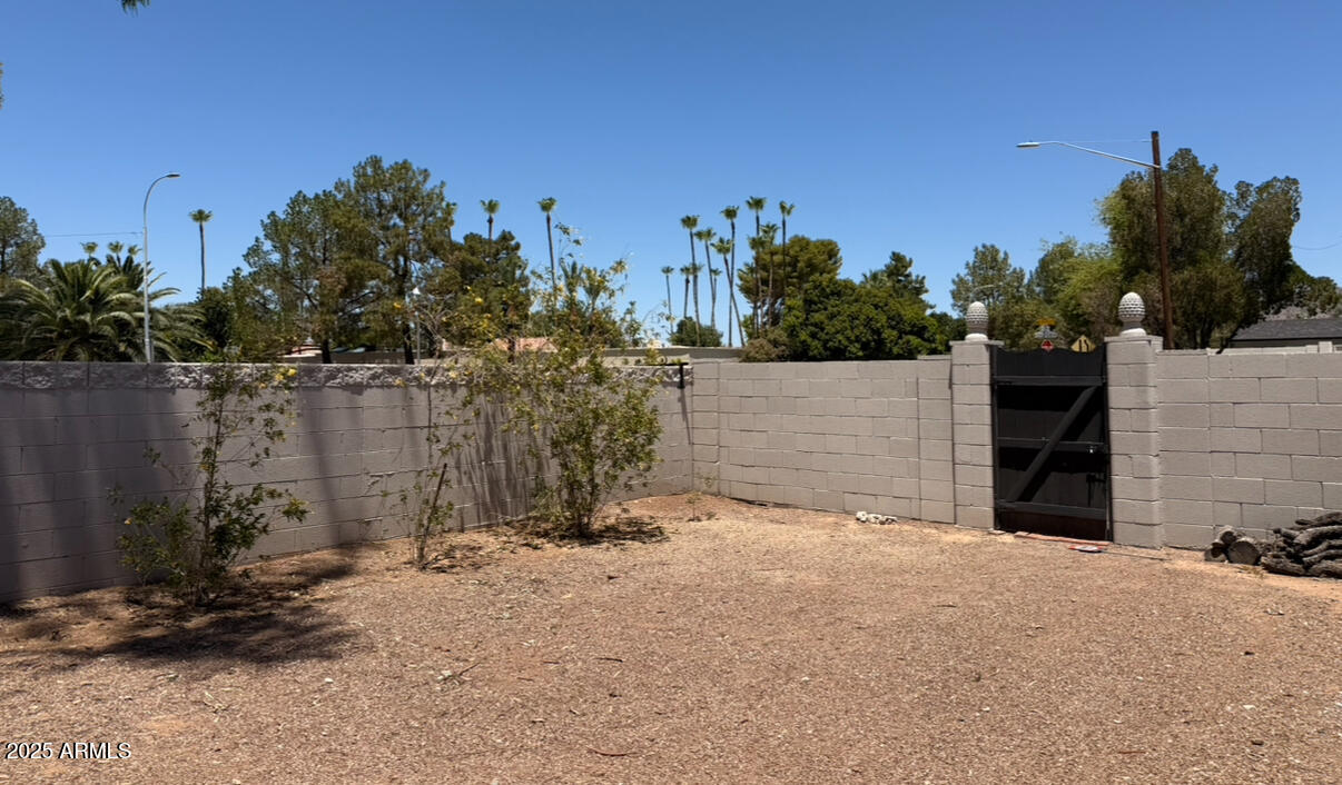 Phoenix, Arizona 85018, United States, 3 Bedrooms Bedrooms, ,2 BathroomsBathrooms,Residential,Active,154533