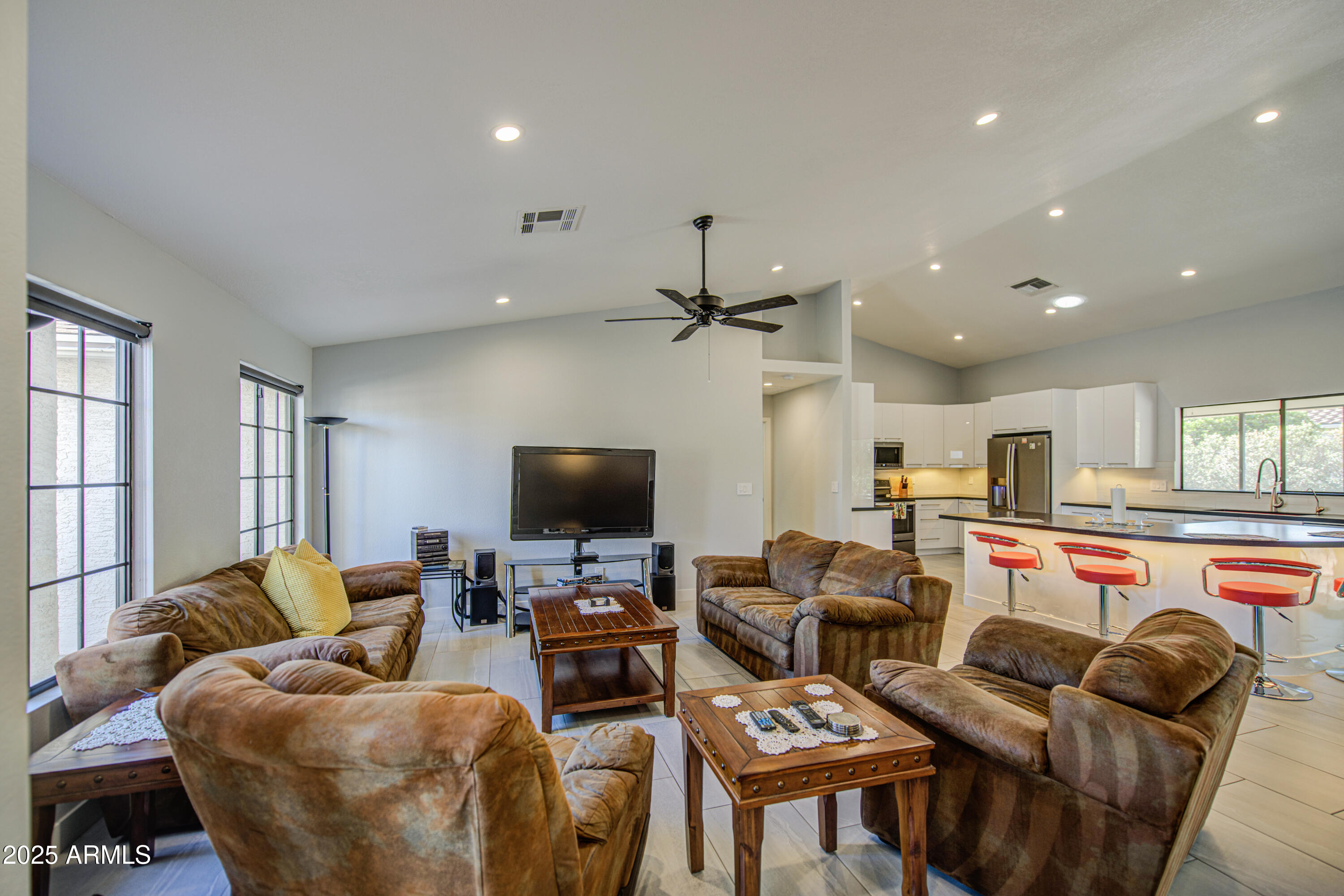 2350 LEISURE WORLD --