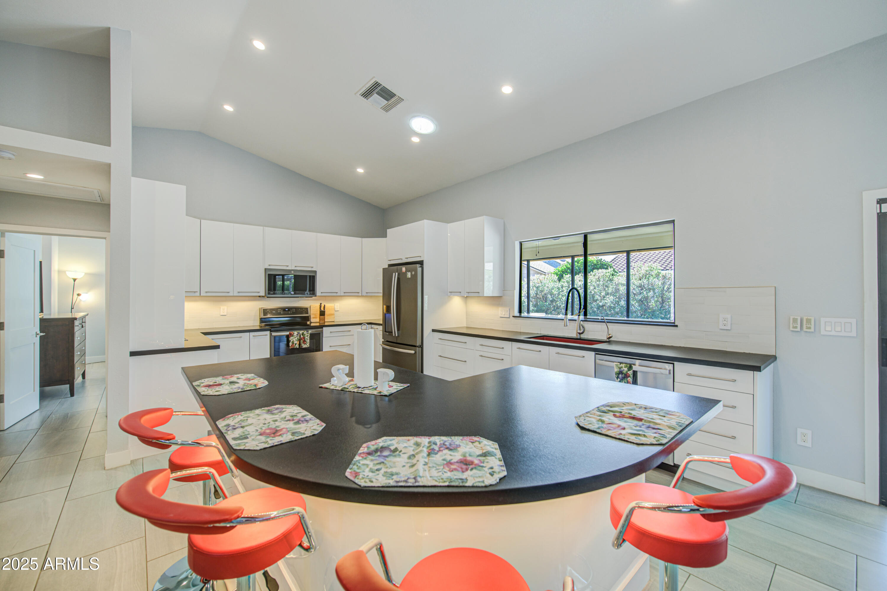 2350 LEISURE WORLD --