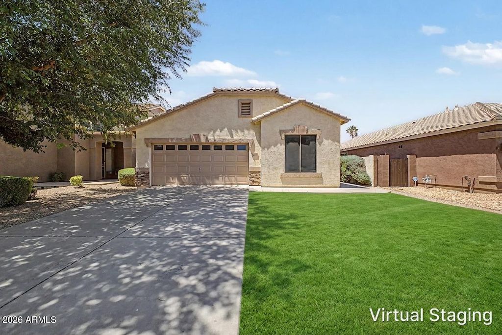 Photo of 910 S Nielson Street, Gilbert, AZ 85296 (MLS # 7021469)