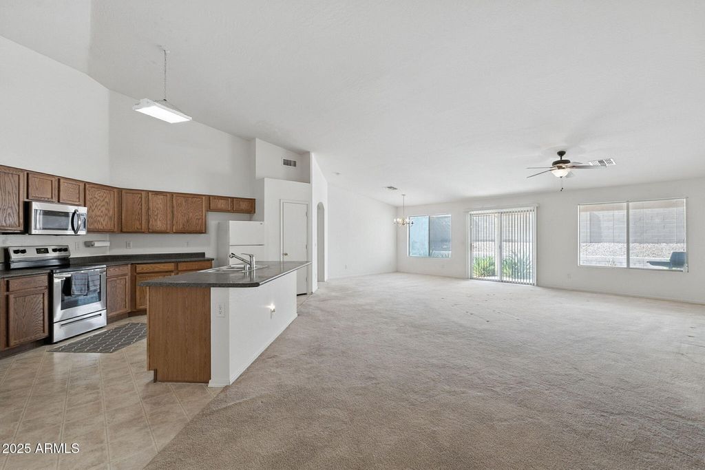Photo of 1278 W Avalon Canyon Drive, Casa Grande, AZ 85122 (MLS # 6914825)