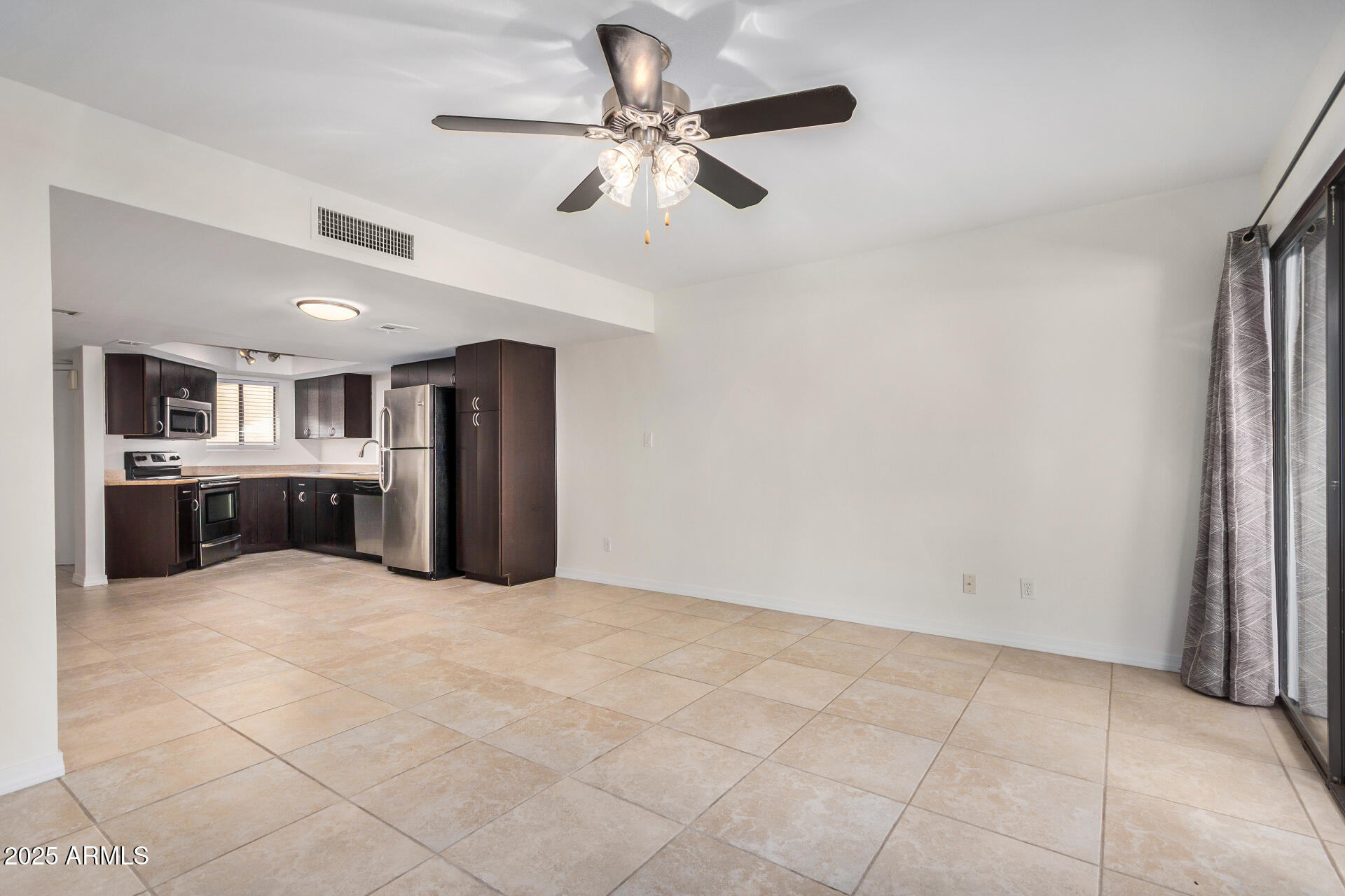 985 N GRANITE REEF Road 172